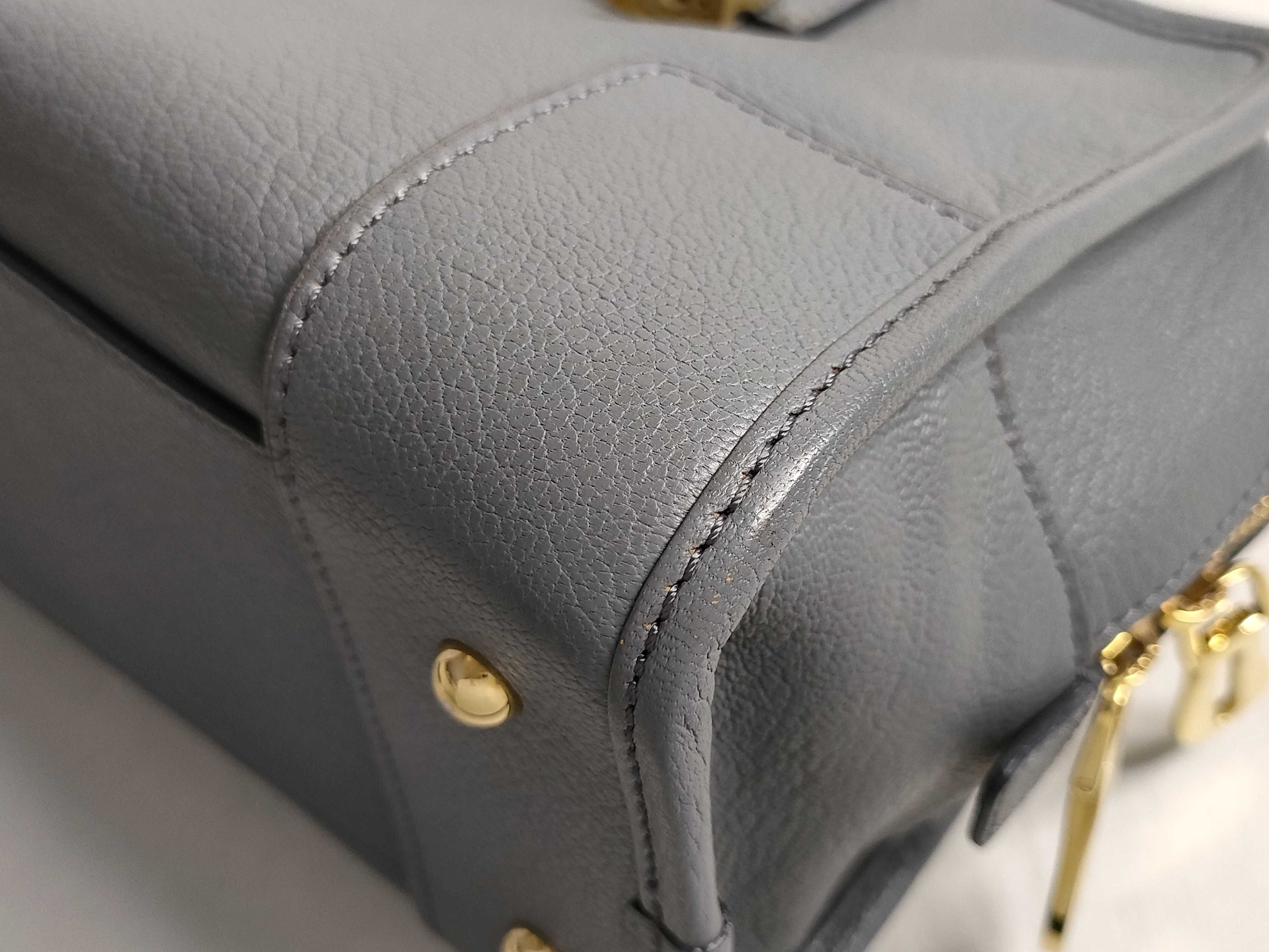 SG- Anagram Amazona 28 Leather Handbag Gray — view 6