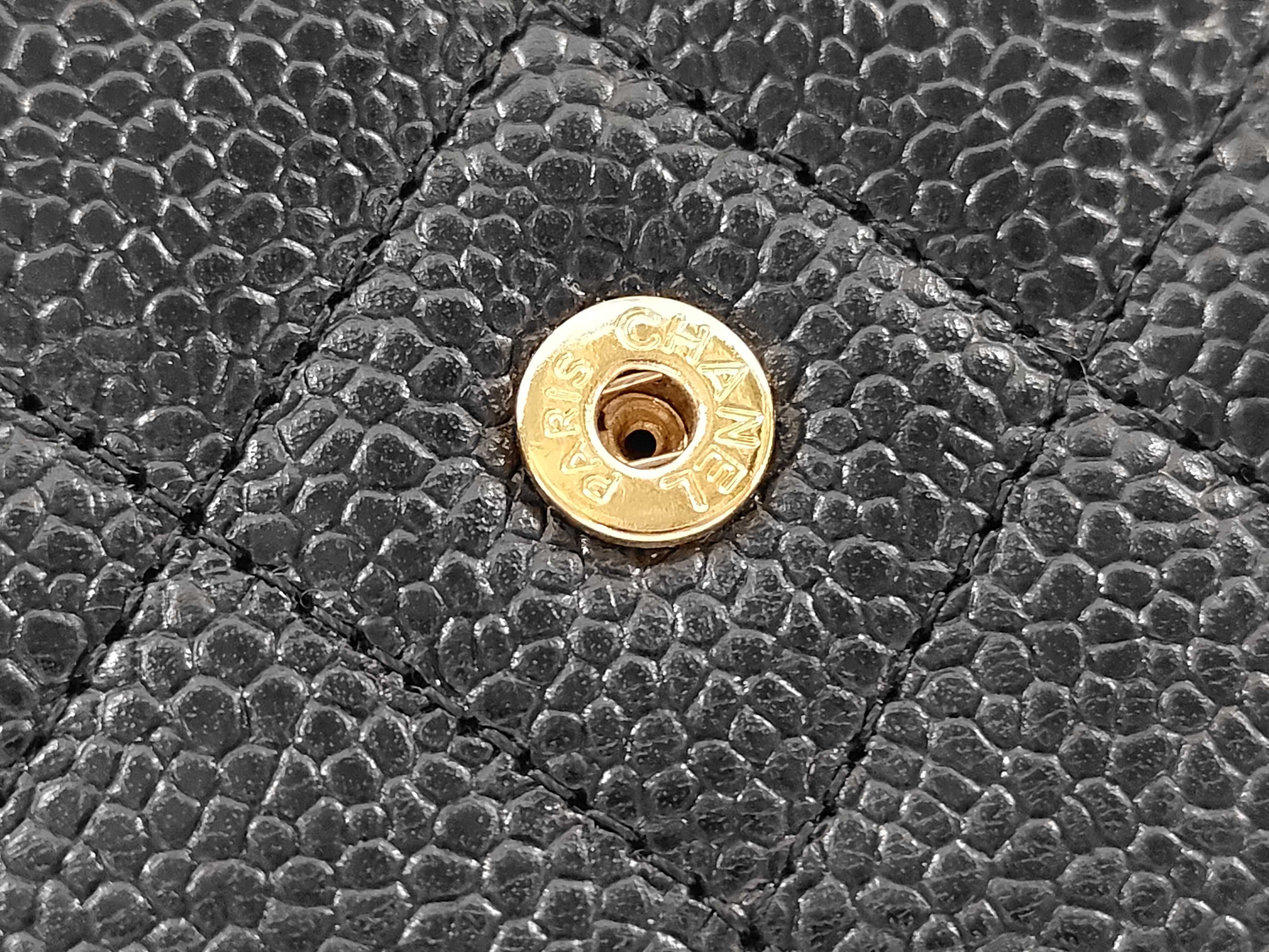 Caviar / Matelassé Chain Wallet Shoulder Bag — view 15