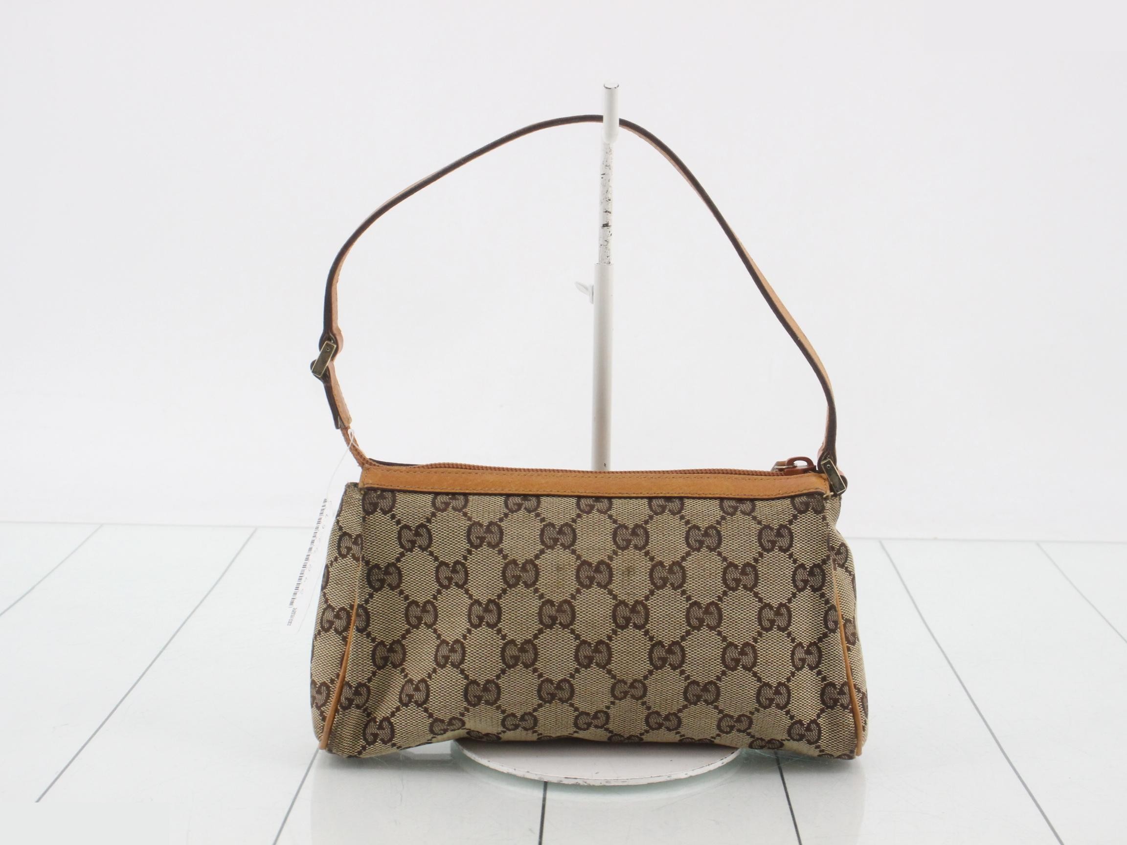 GG Canvas Handbag Accessory Pouch — view 2