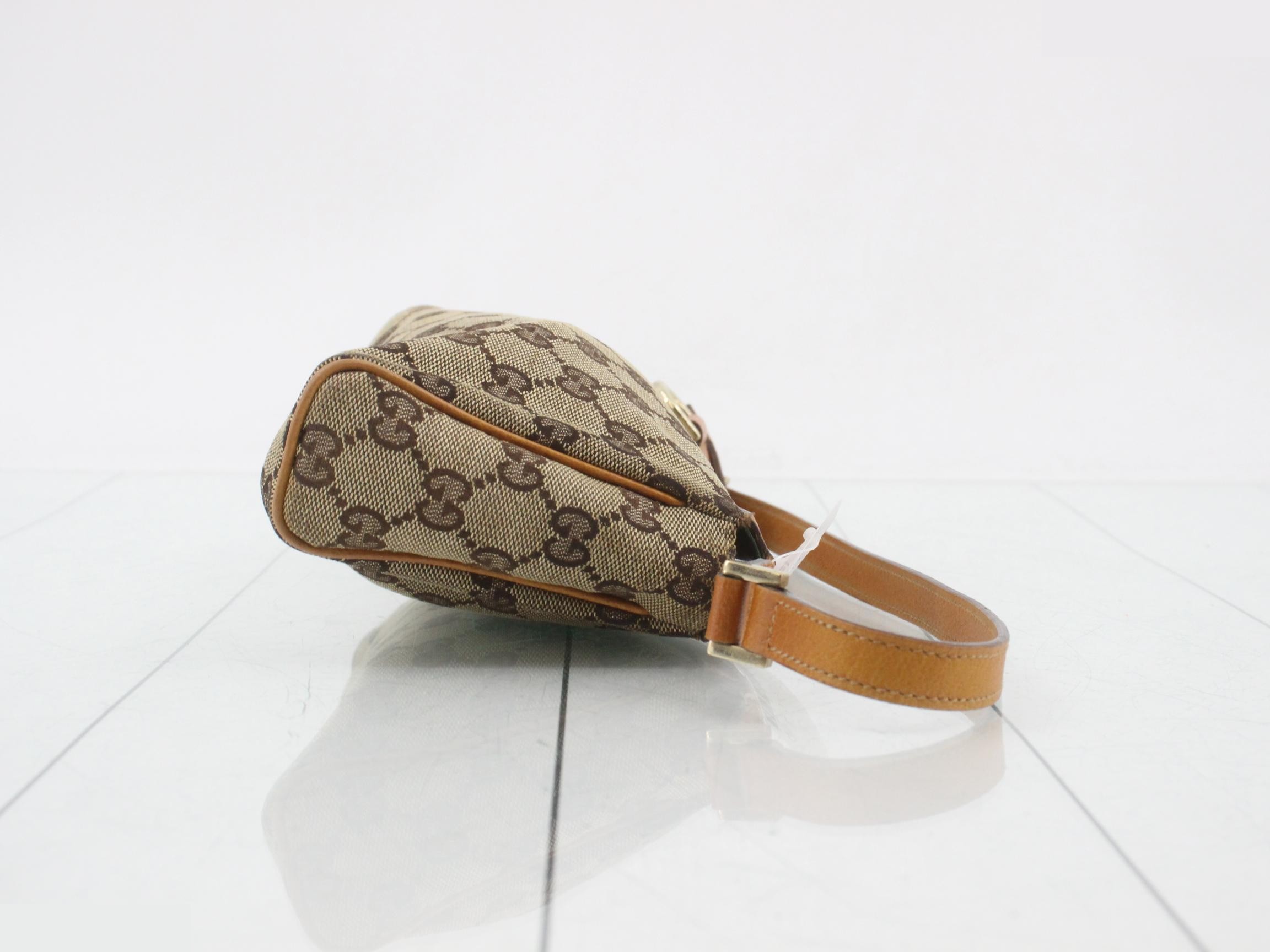 GG Canvas Handbag Accessory Pouch — view 3