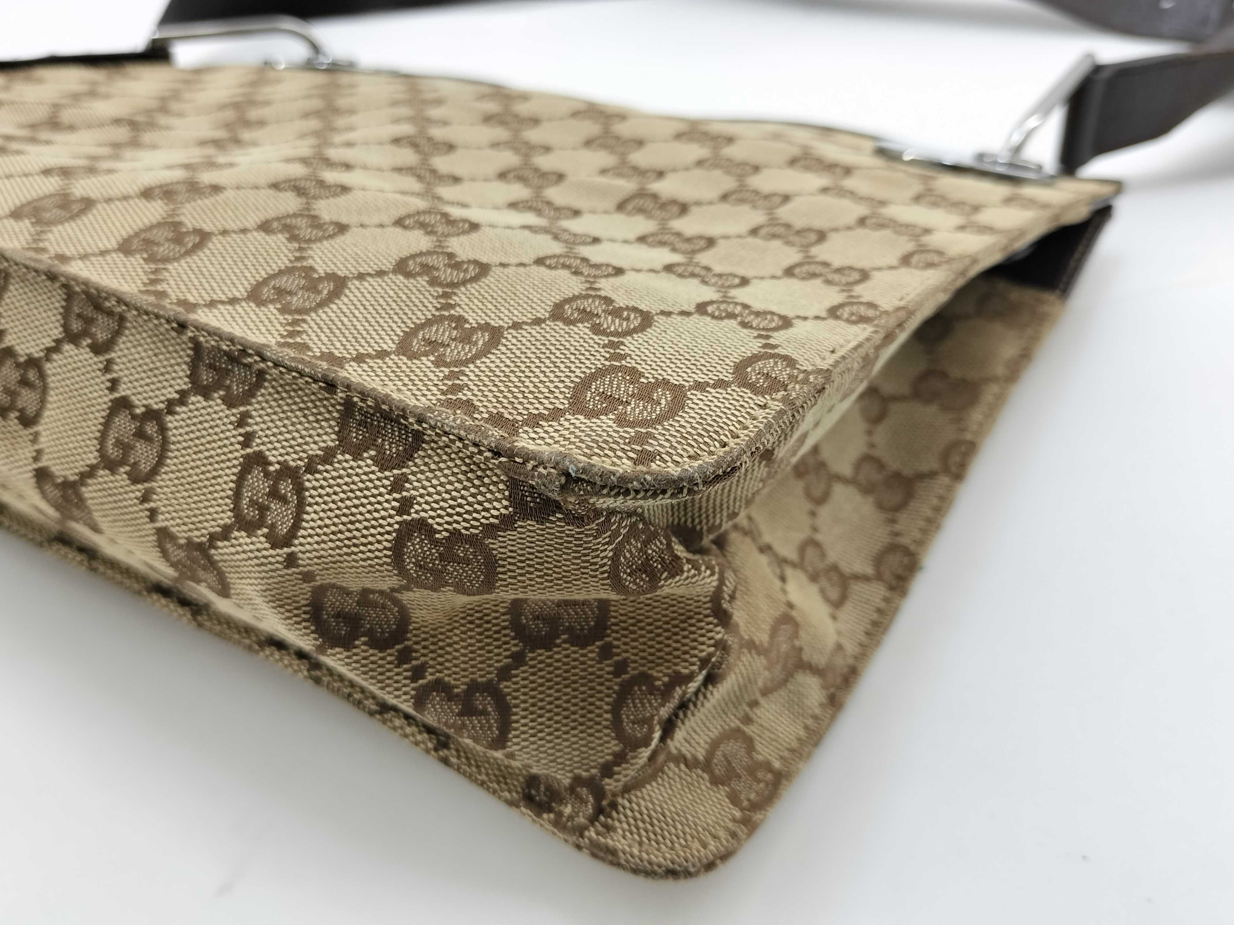 GG Canvas Shoulder Bag 12840 — view 4