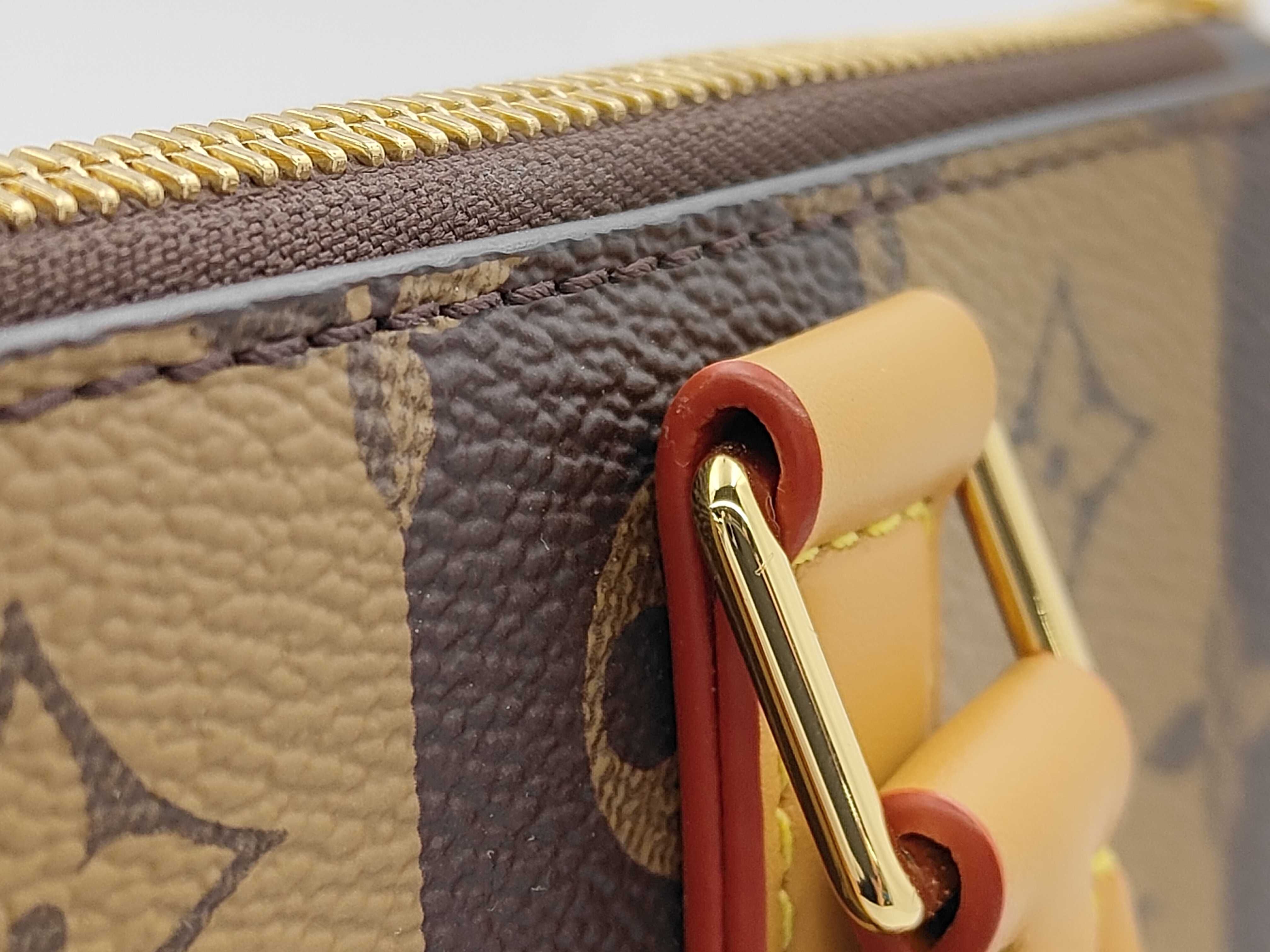 Monogram Stripe Sac Plat Messenger M45969 RFID Tote Bag — view 8