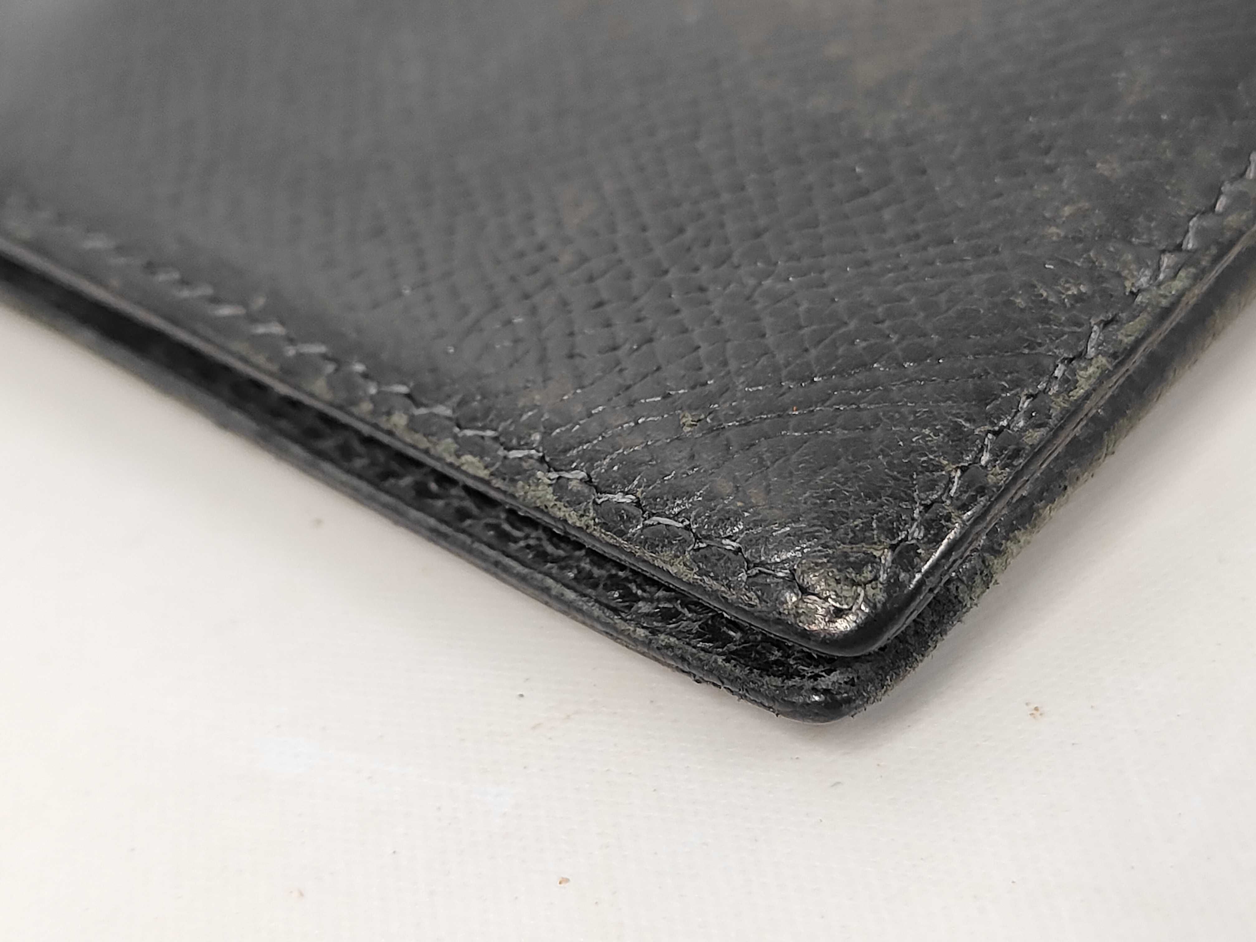 Bearn wallet with Y stamp and box. — view 3