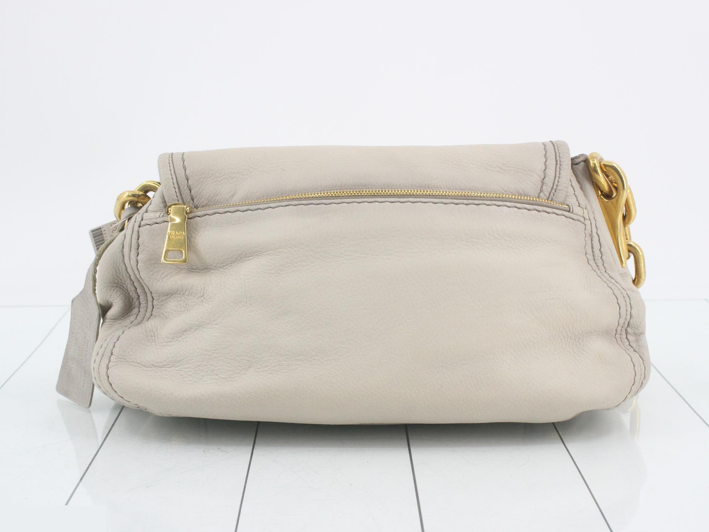 Leather chain shoulder bag with card holder — view 2
