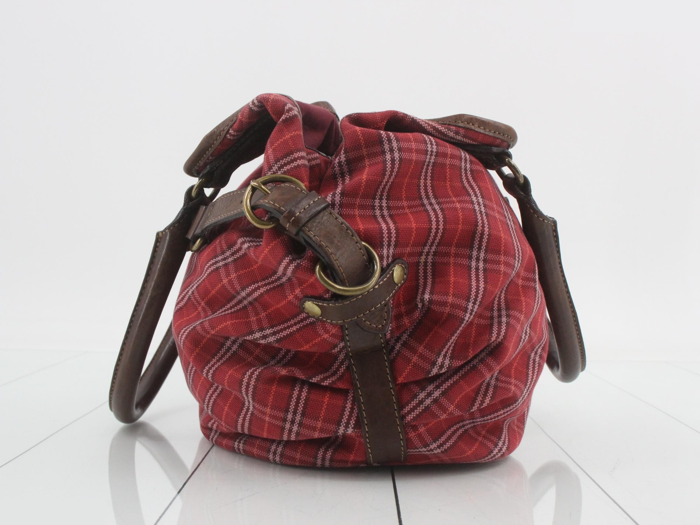 Other lines: Bags/Shoulder bags, Red — view 4