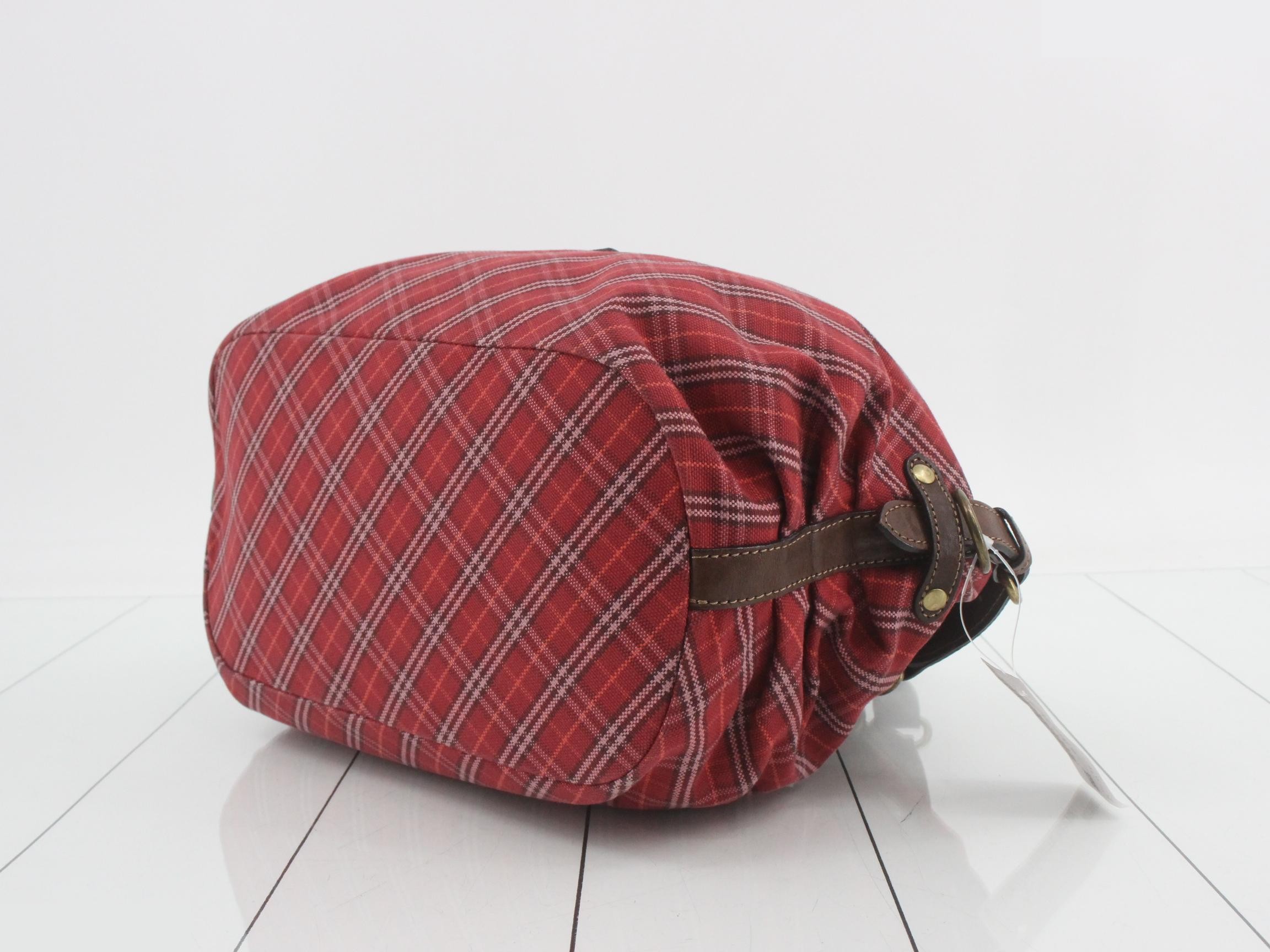 Other lines: Bags/Shoulder bags, Red — view 6