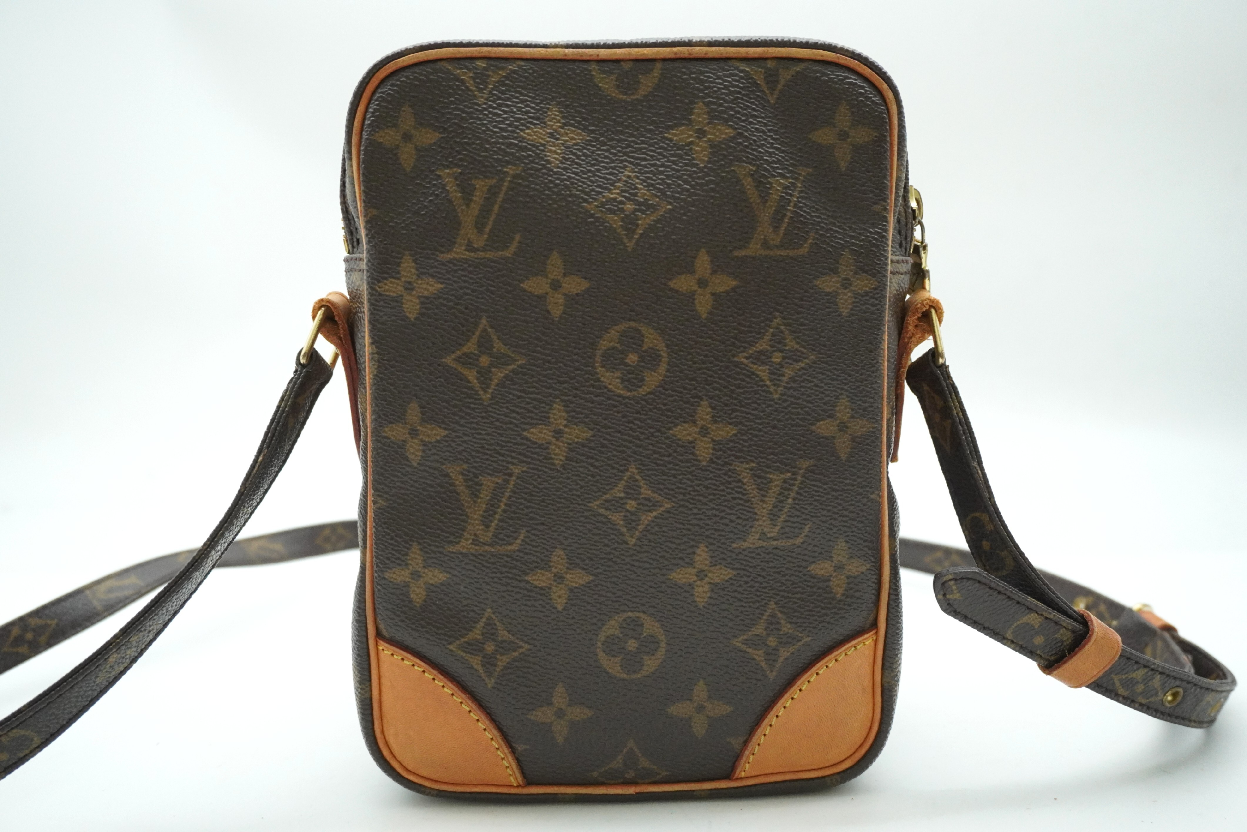 Monogram Amazon M45236 Handbag — view 2