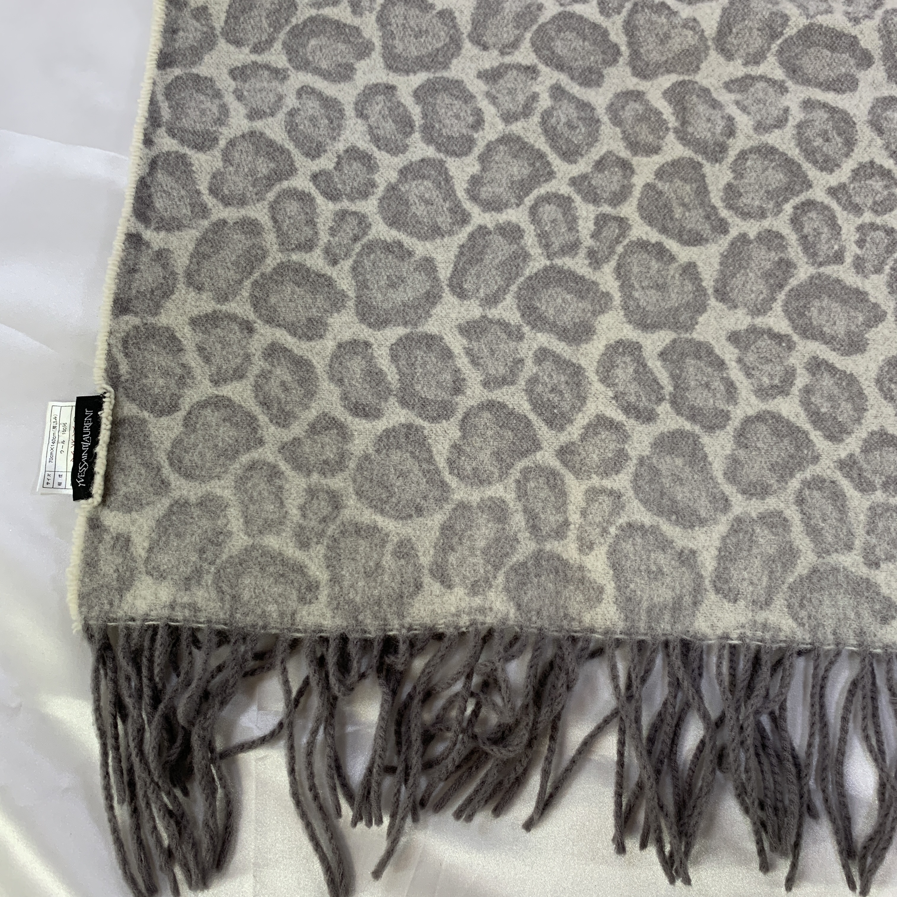 blankets, stoles, and other accessories — view 6