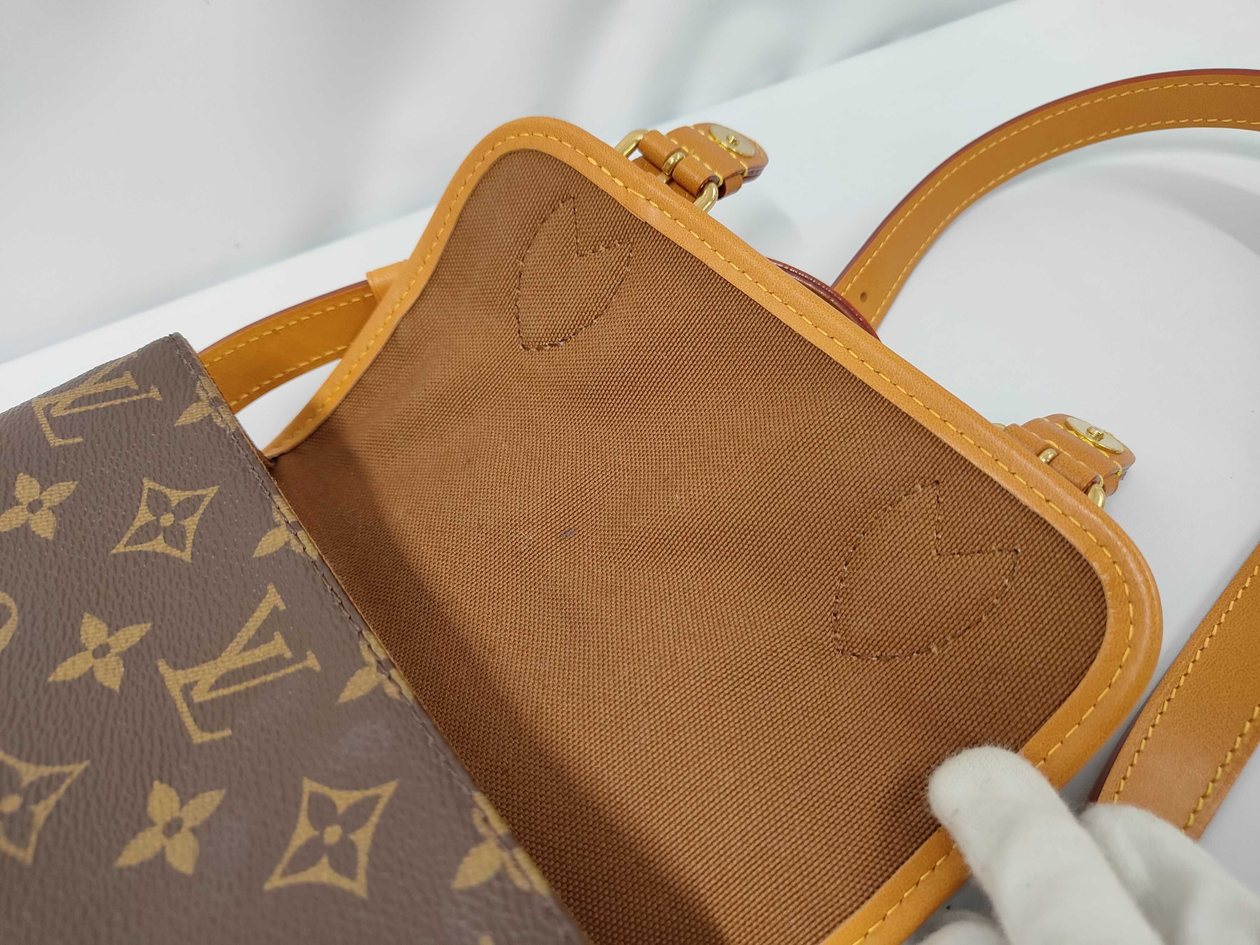Satchel Wearable Wallet M26805 Shoulder Bag — view 8