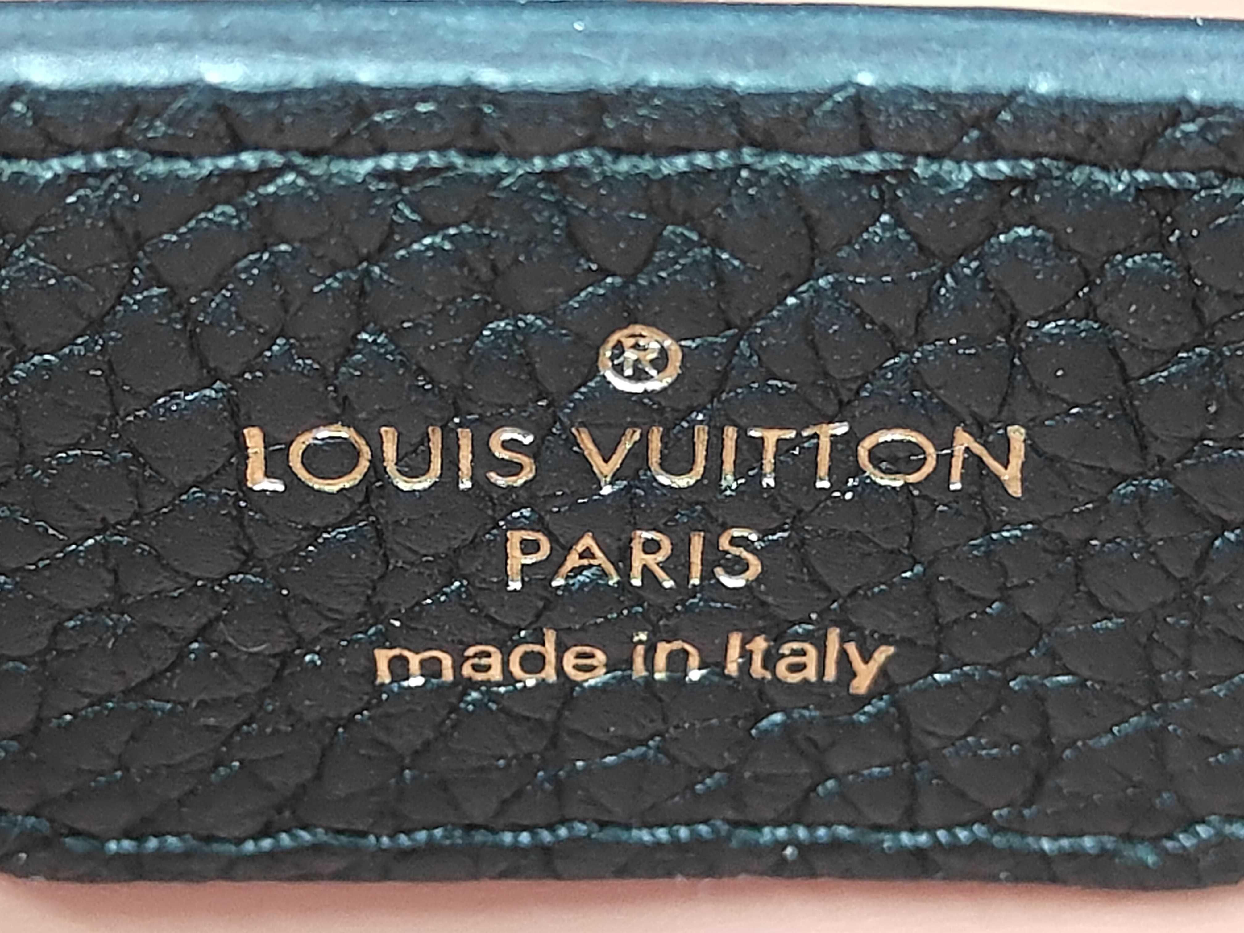 Capucines MM Handbag — view 11