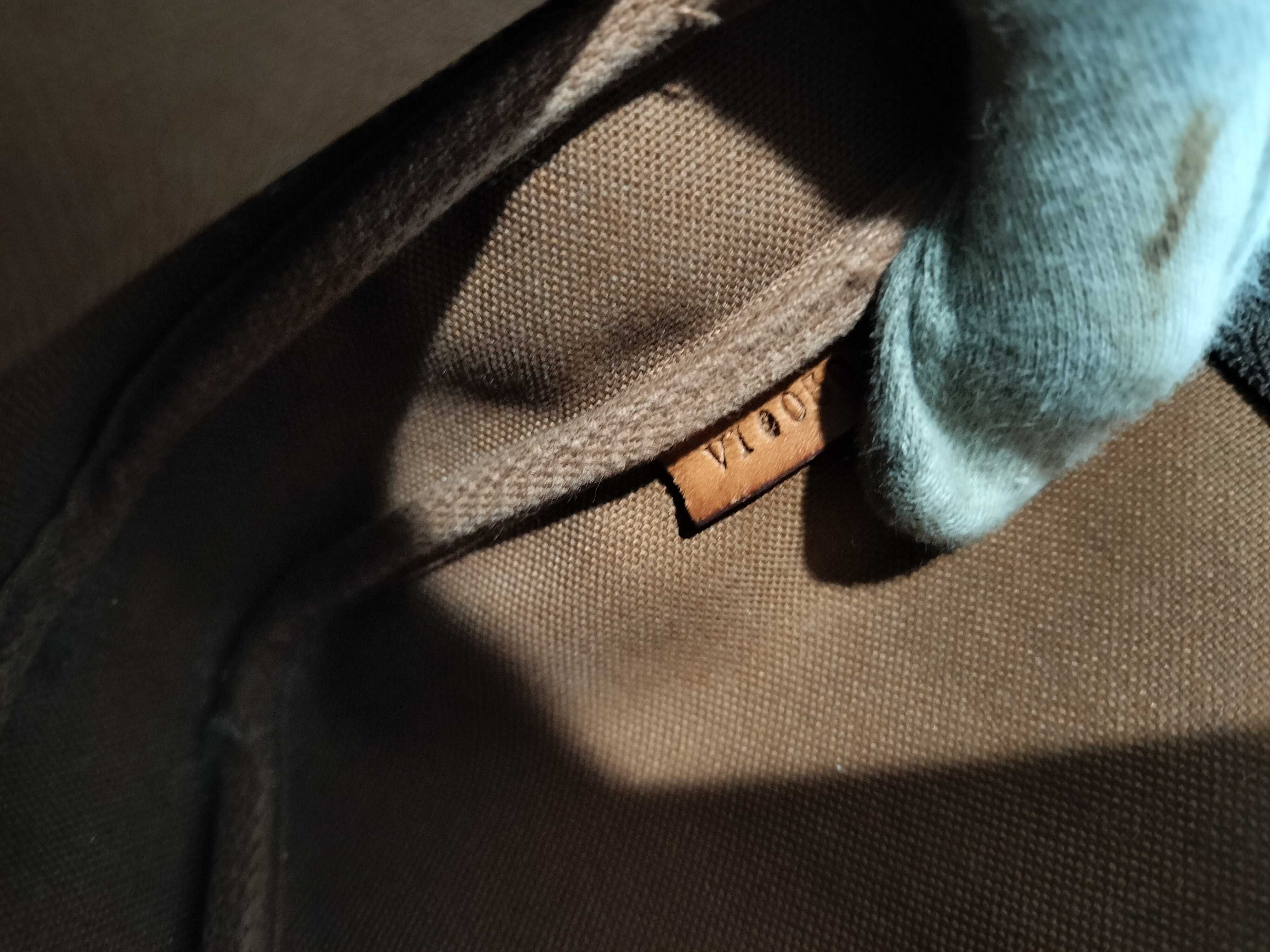 Monogram Pochette Accessoires VI0030 Handbag — view 11