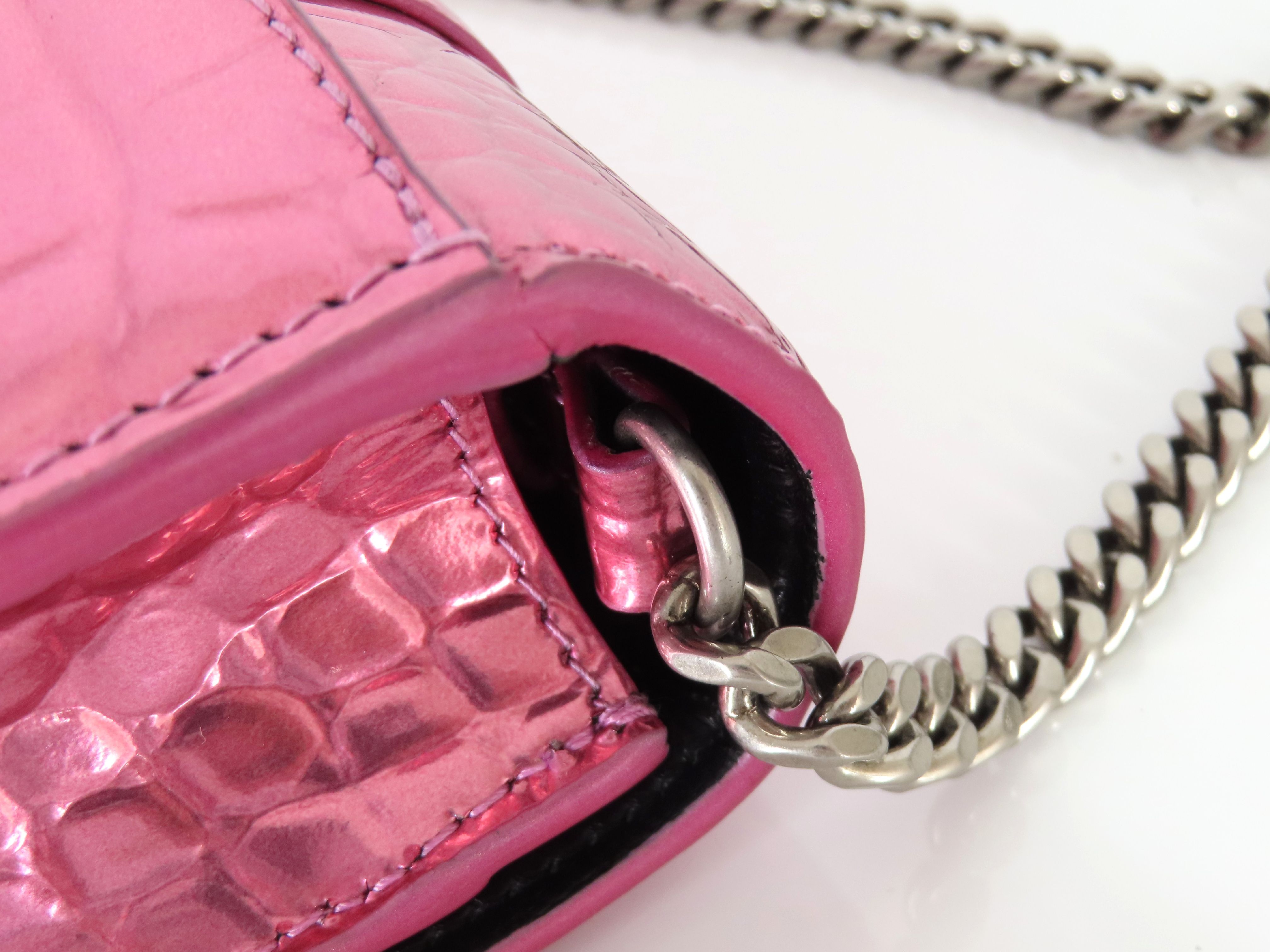 Hourglass Mini Chain Wallet 656050 1S4NY Embossed Leather Shoulder Bag — view 5