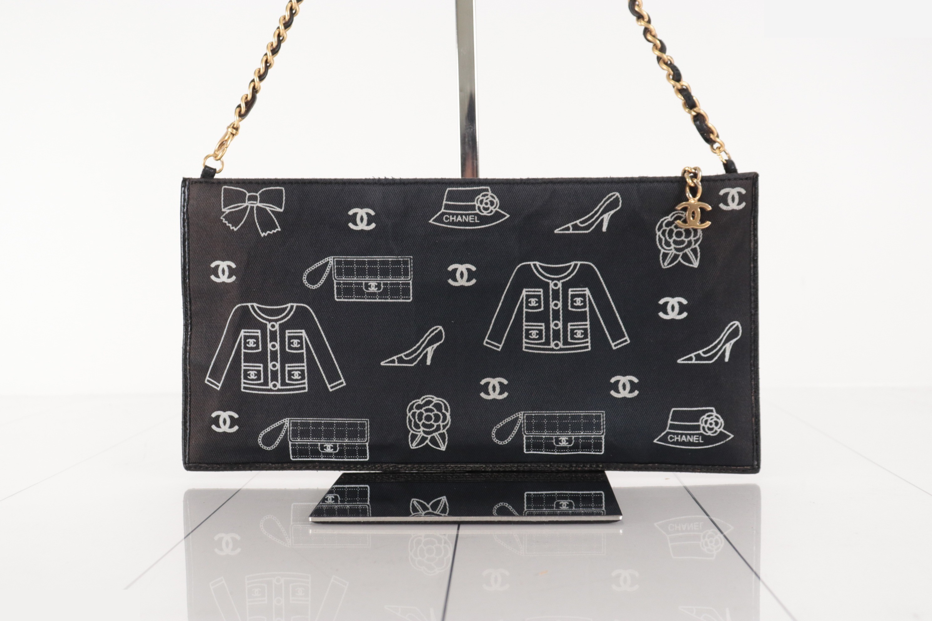 Icon Canvas Chain Shoulder Bag, Series 7 — view 2