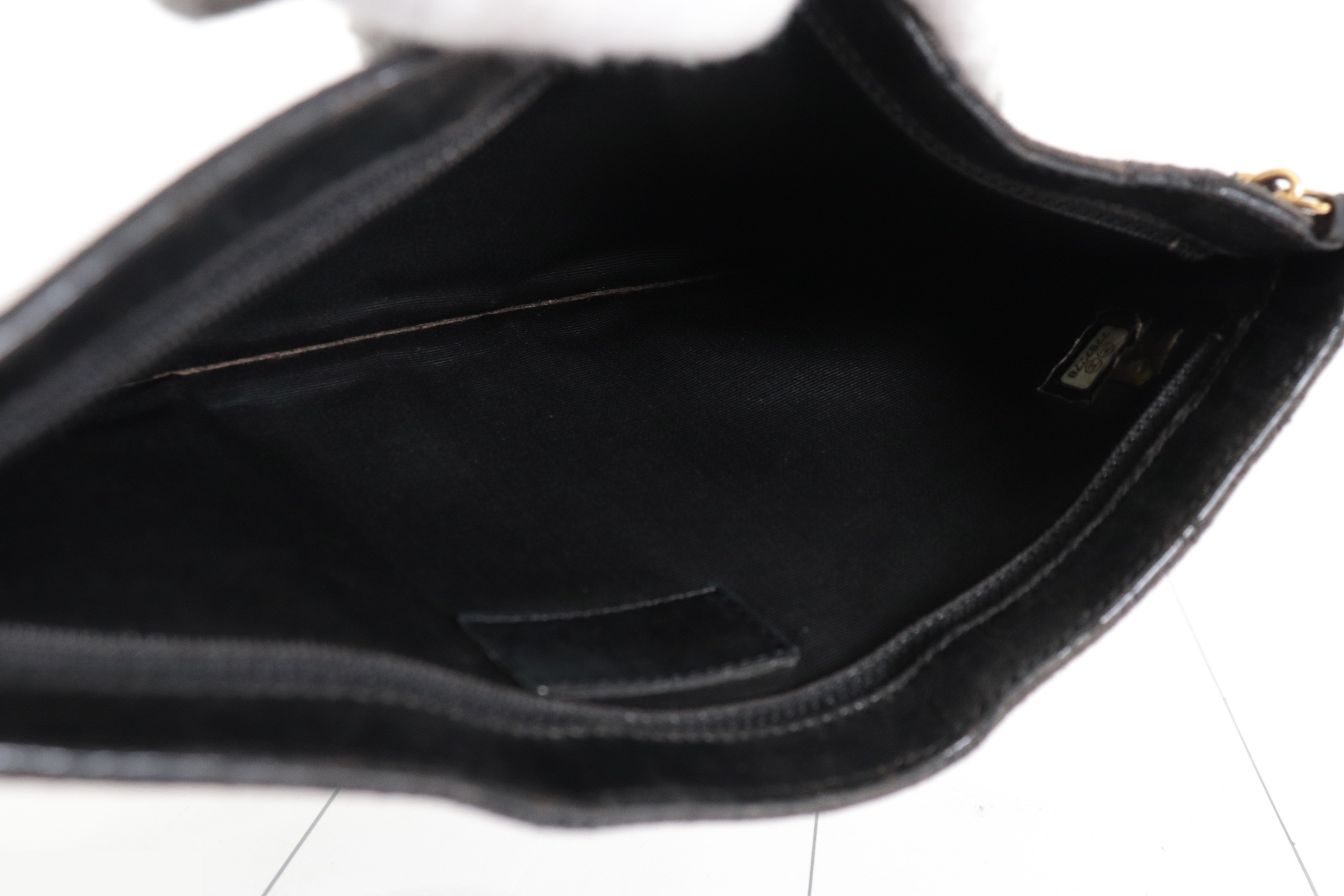 Icon Canvas Chain Shoulder Bag, Series 7 — view 8
