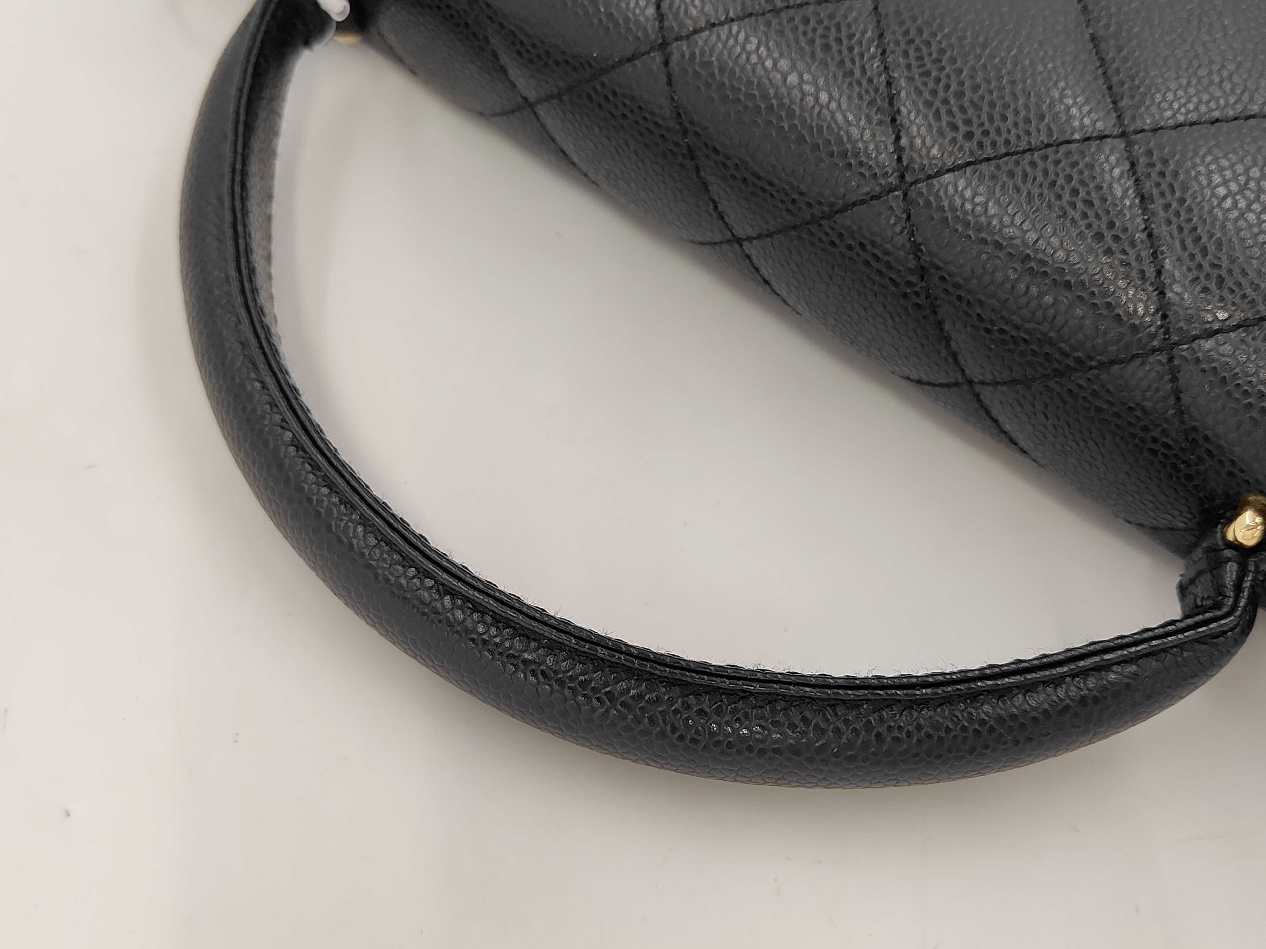 Caviar Skin Matelassé Handbag Black — view 5