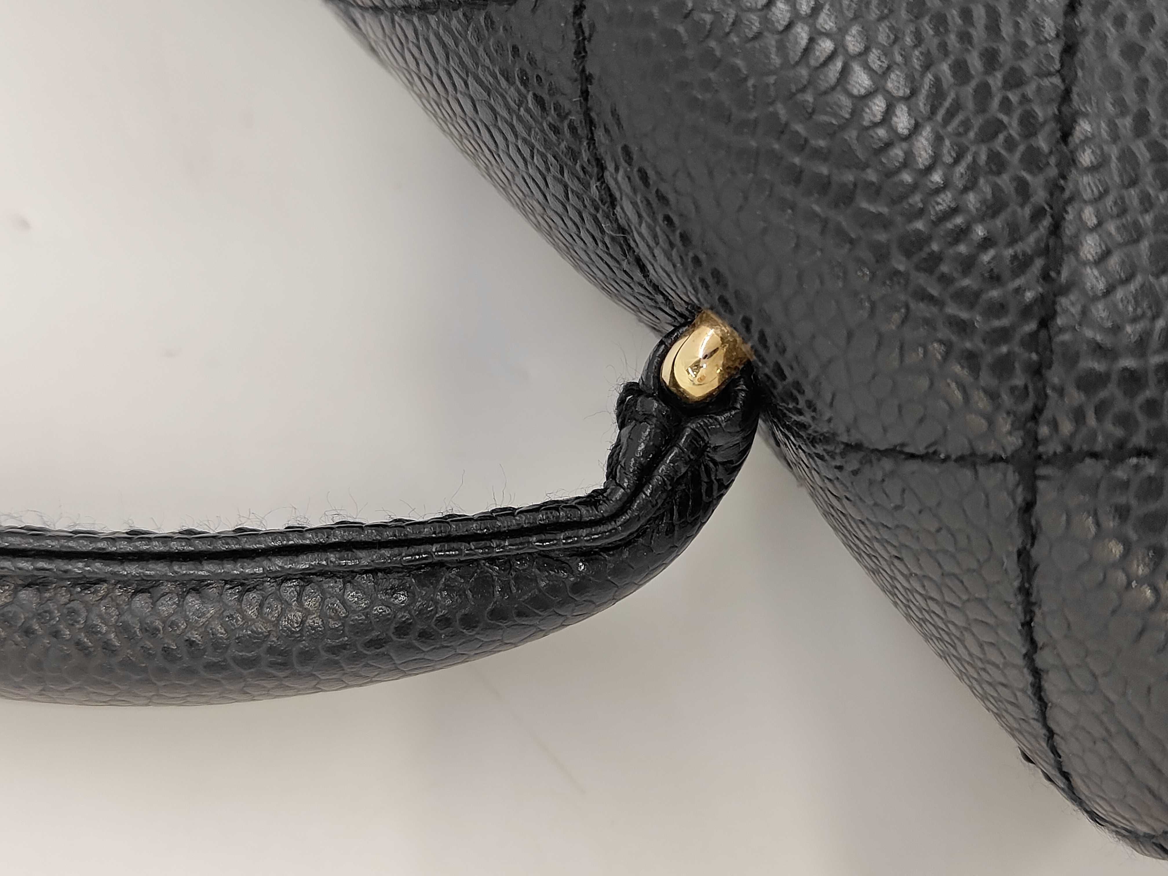 Caviar Skin Matelassé Handbag Black — view 7
