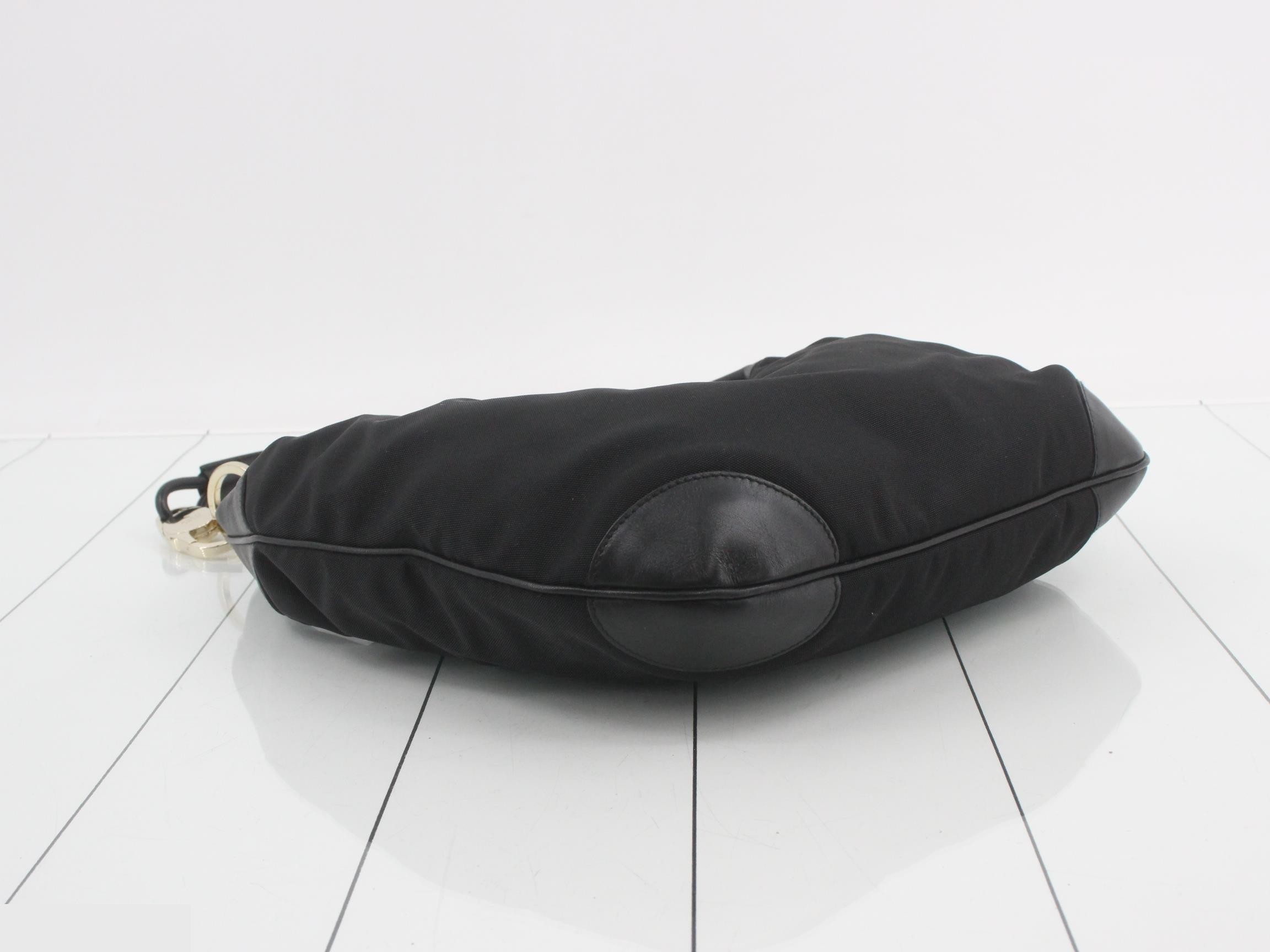 One-shoulder bag, nylon x leather, black, GG pattern inside. — view 5