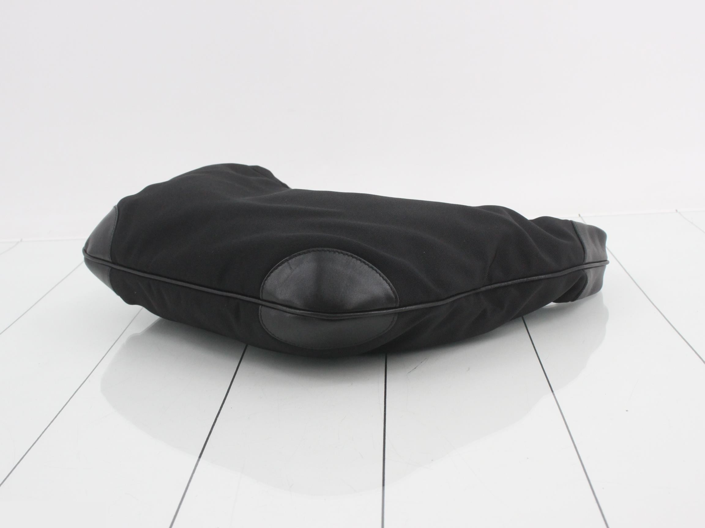 One-shoulder bag, nylon x leather, black, GG pattern inside. — view 6