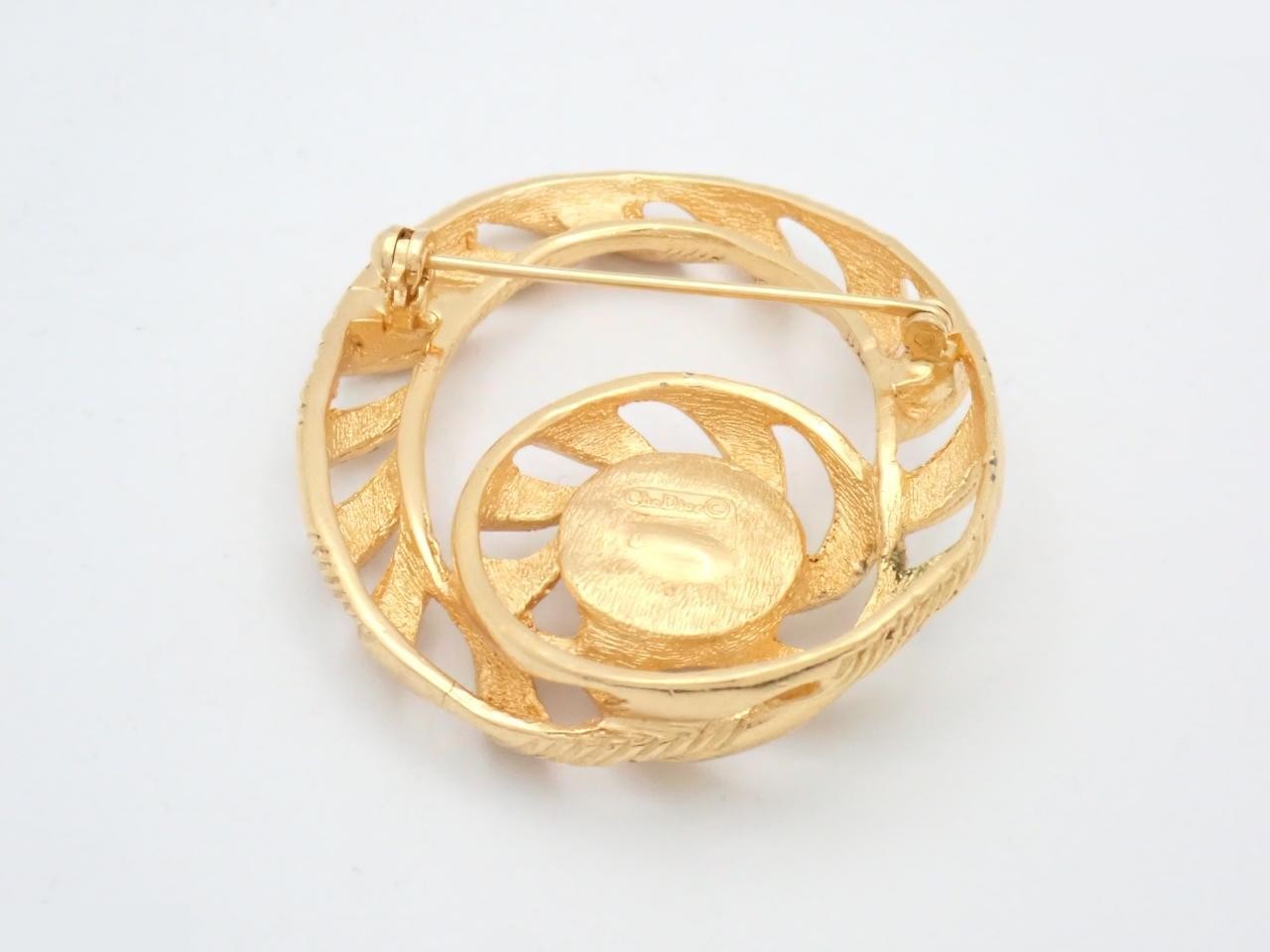 Pearl Circle Brooch — view 2