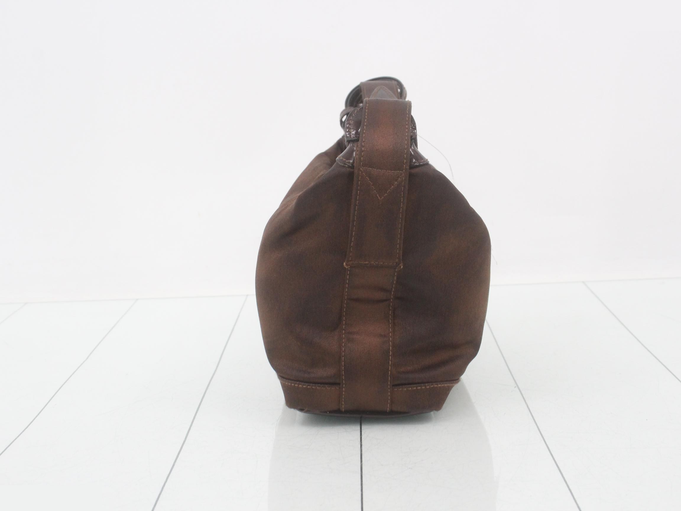 handbag — view 4