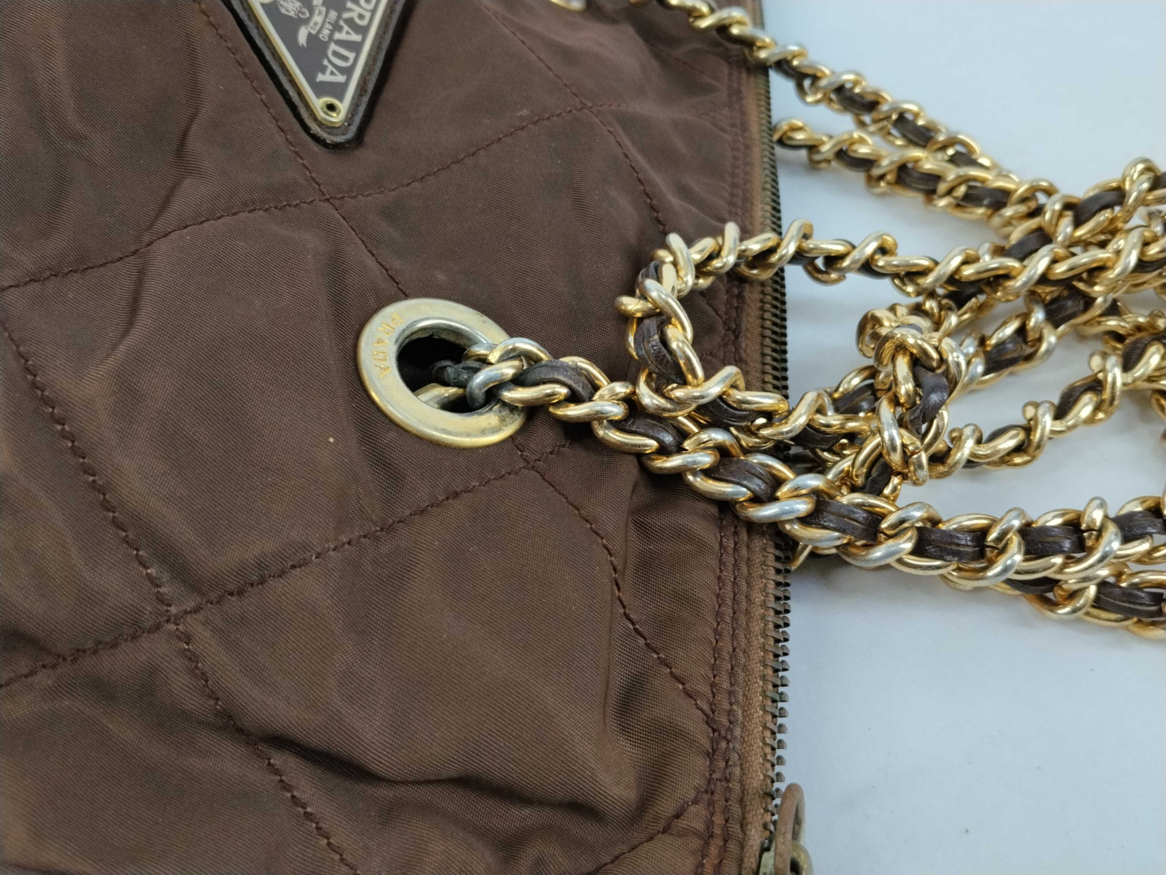 chain shoulder bag, quilted, brown. — view 5
