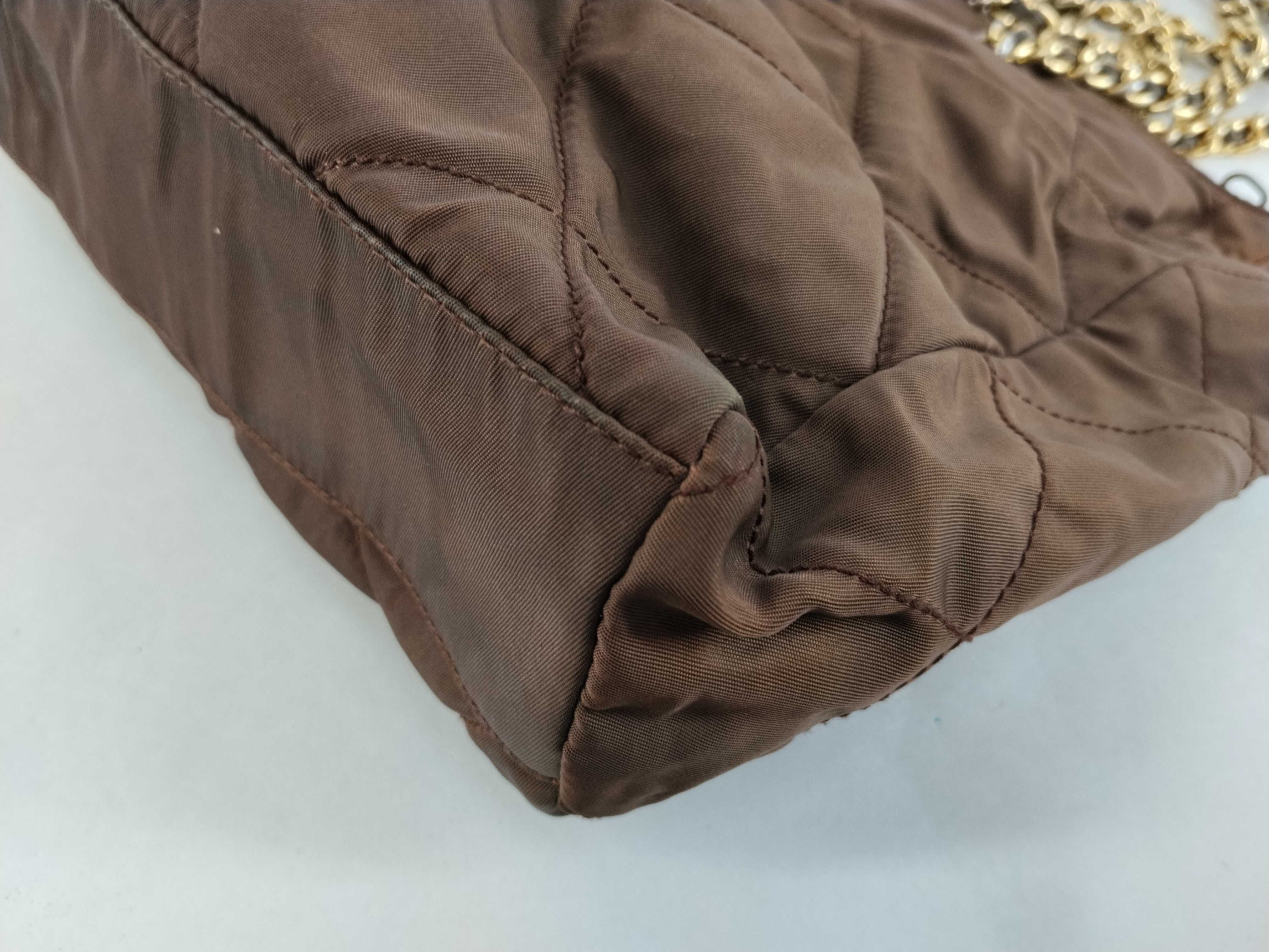 chain shoulder bag, quilted, brown. — view 6