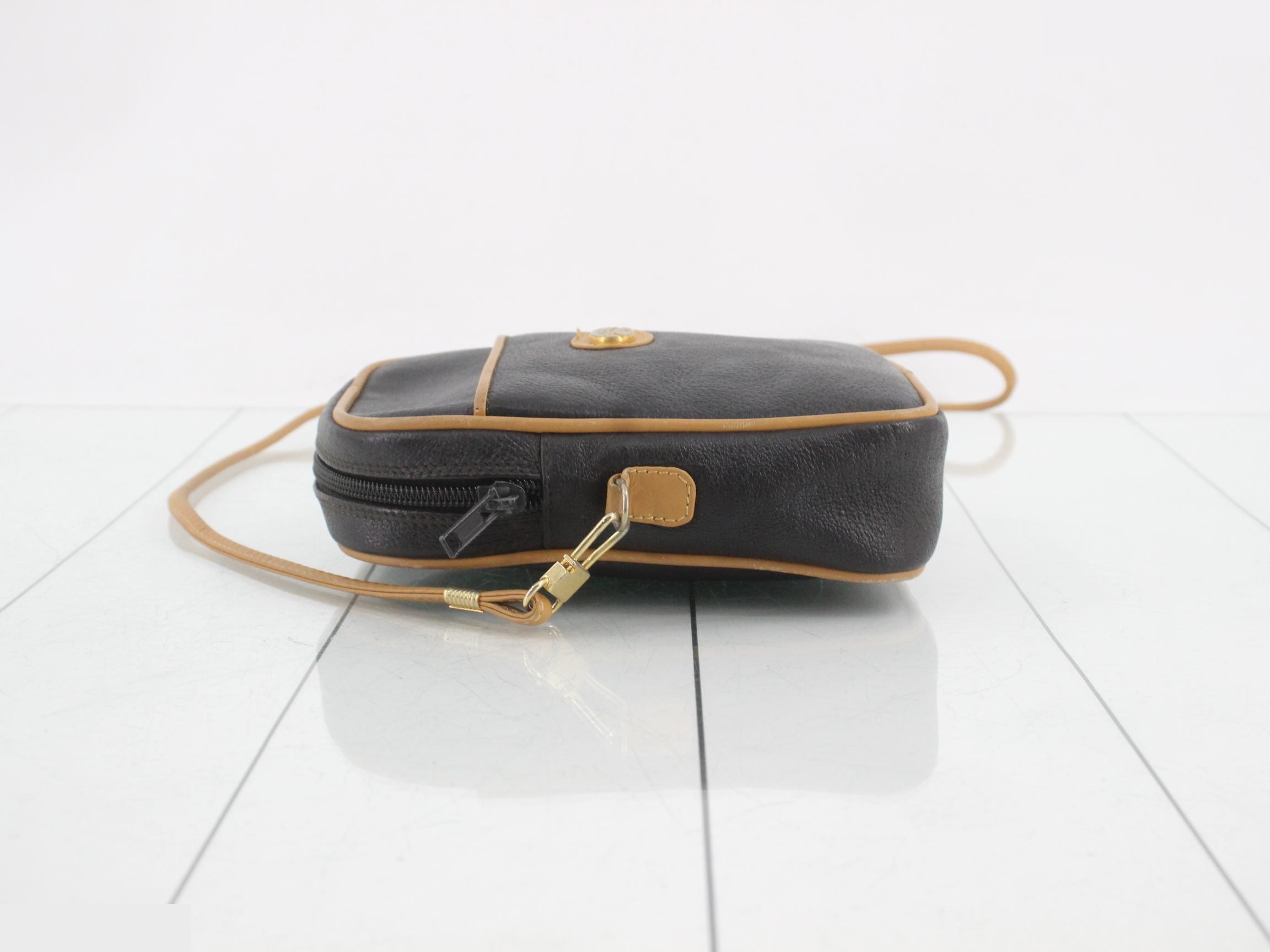 shoulder bag — view 4