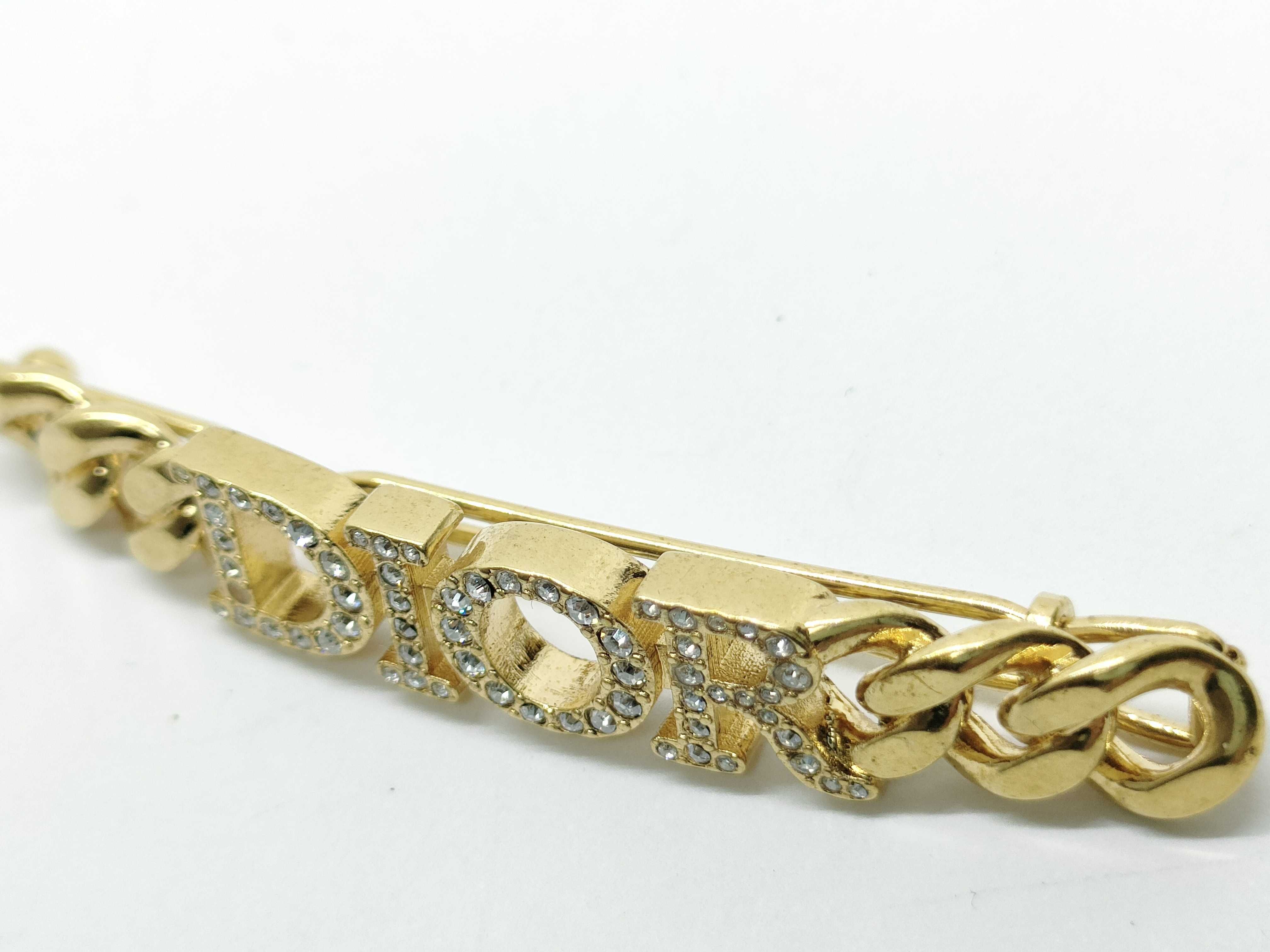 Rhinestone Logo Hairpin Hair Accessory — view 7