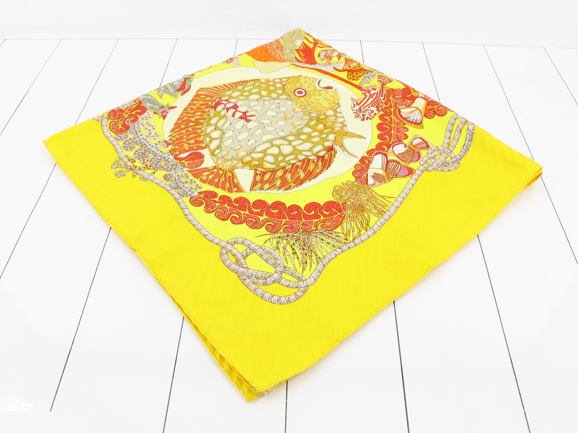 Carre 90 Scarf, GRANDS FONDS, Yellow — view 2