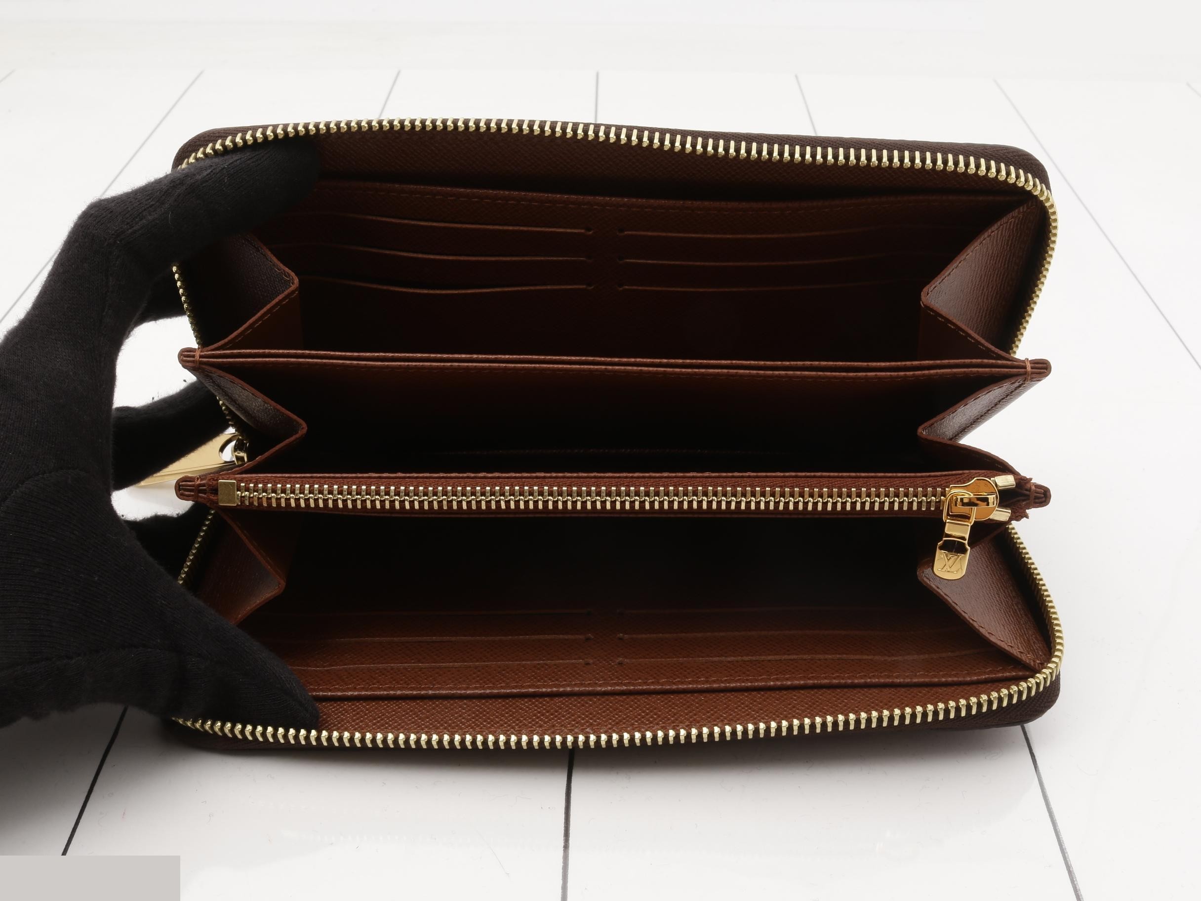 Zippy Wallet — view 4