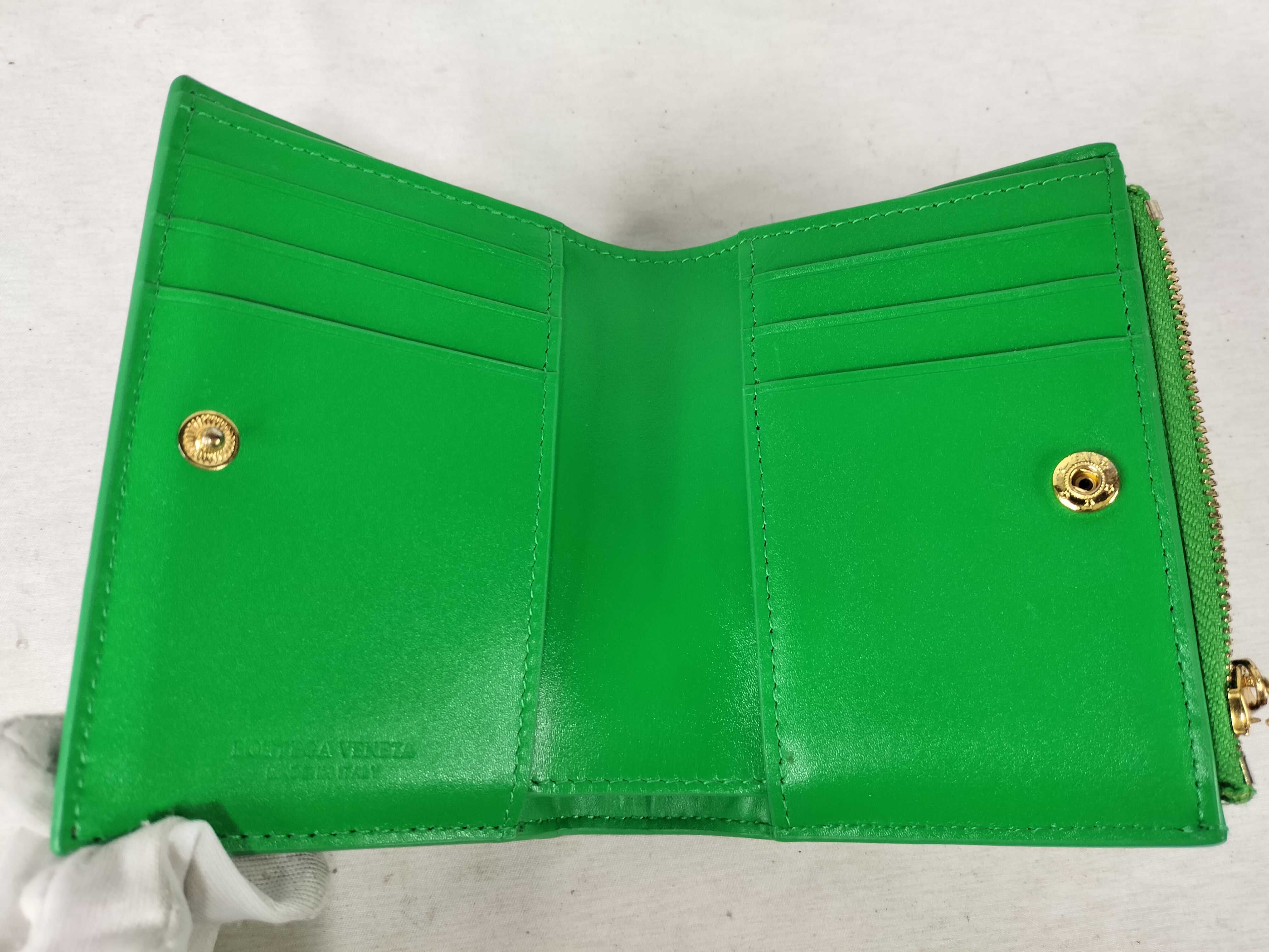 Padded Cassette Wallet, Bi-fold Wallet, Gold Hardware, Green — view 11