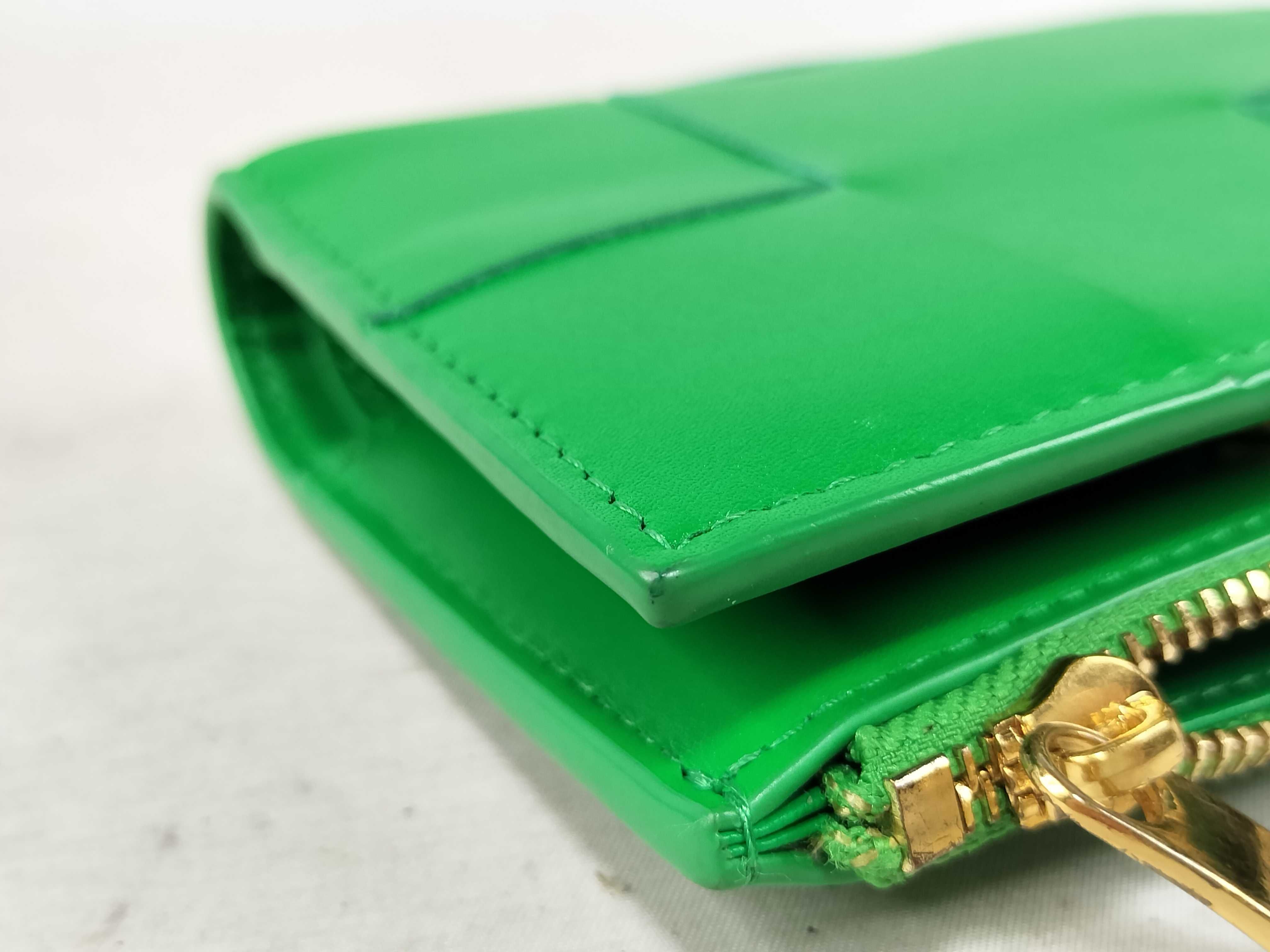 Padded Cassette Wallet, Bi-fold Wallet, Gold Hardware, Green — view 14