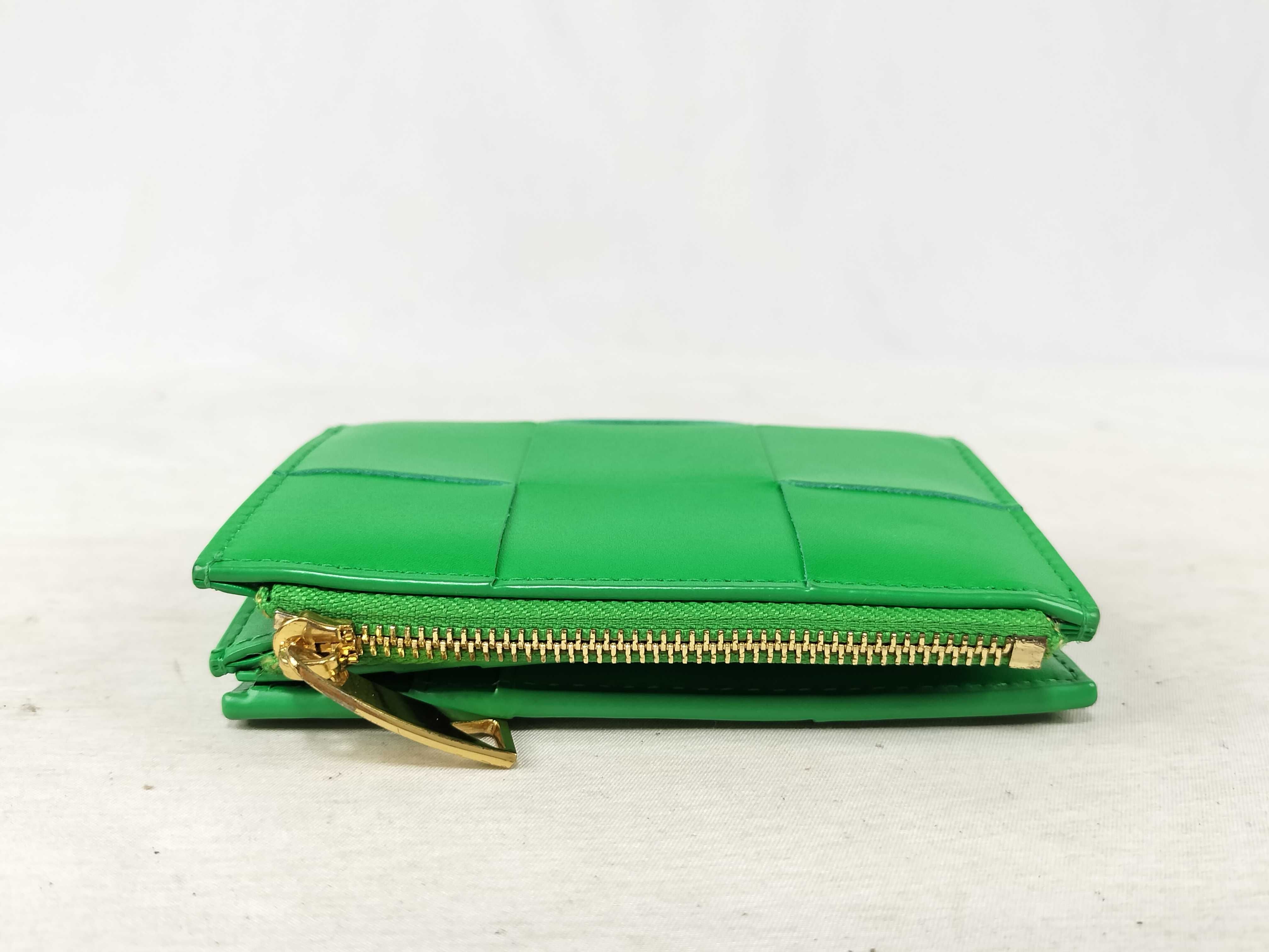 Padded Cassette Wallet, Bi-fold Wallet, Gold Hardware, Green — view 6