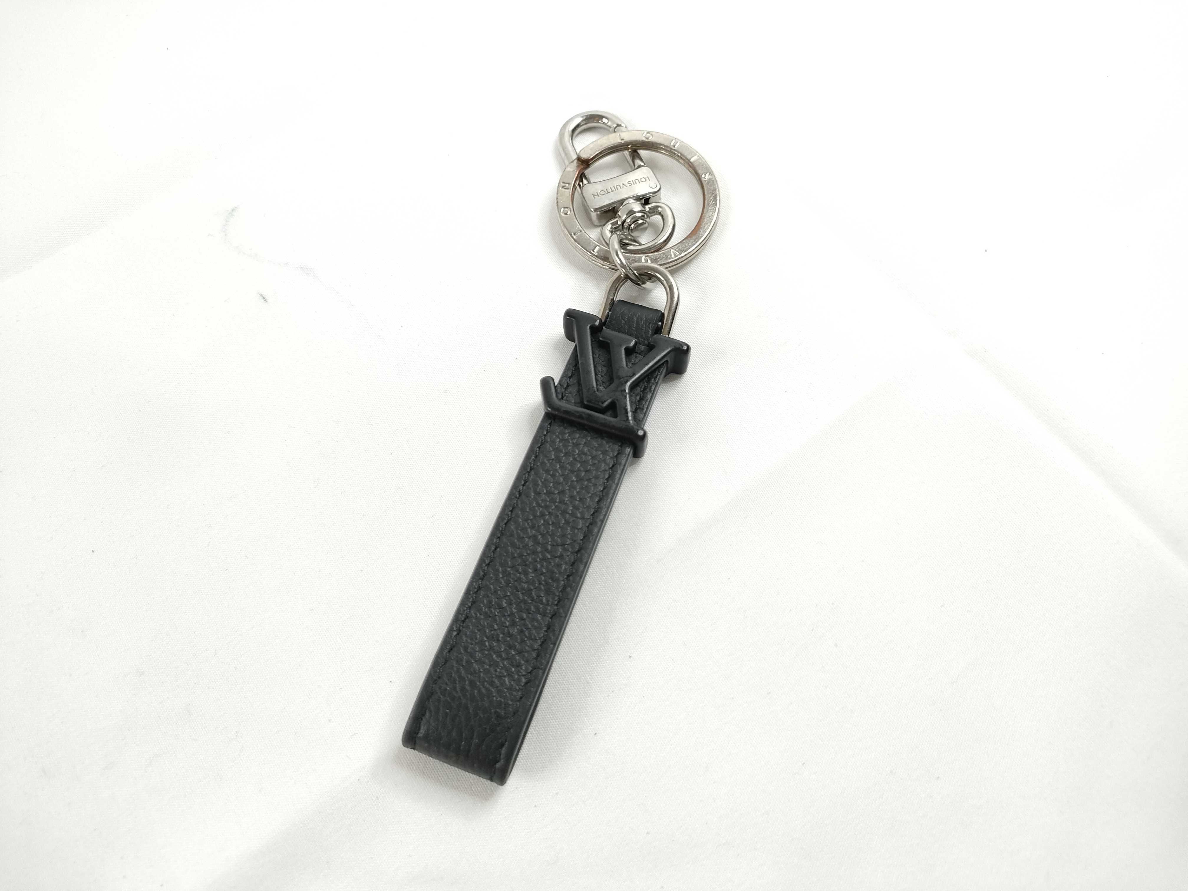 Dragonne Aerogram Key Case/Keychain — view 2