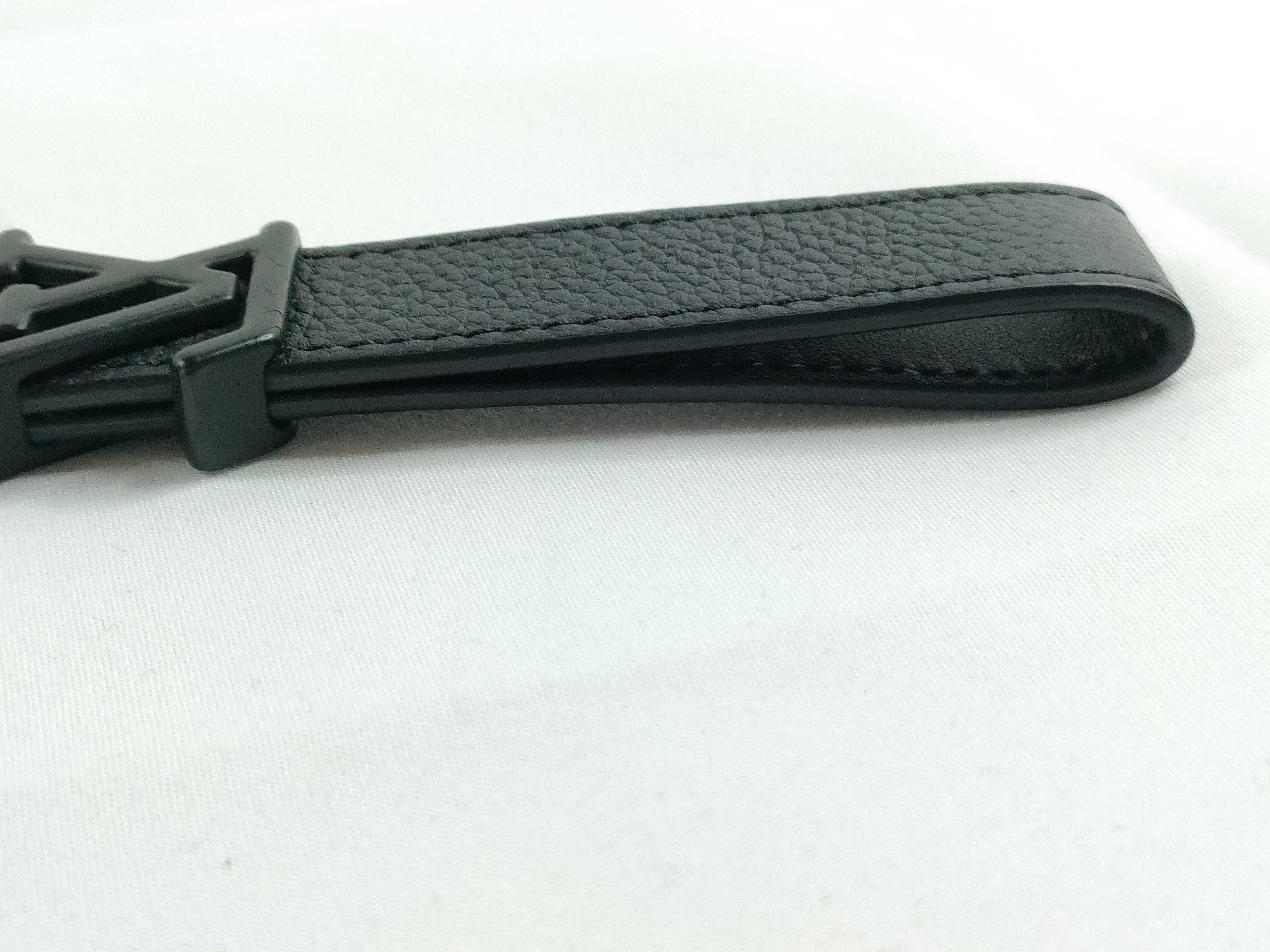 Dragonne Aerogram Key Case/Keychain — view 7
