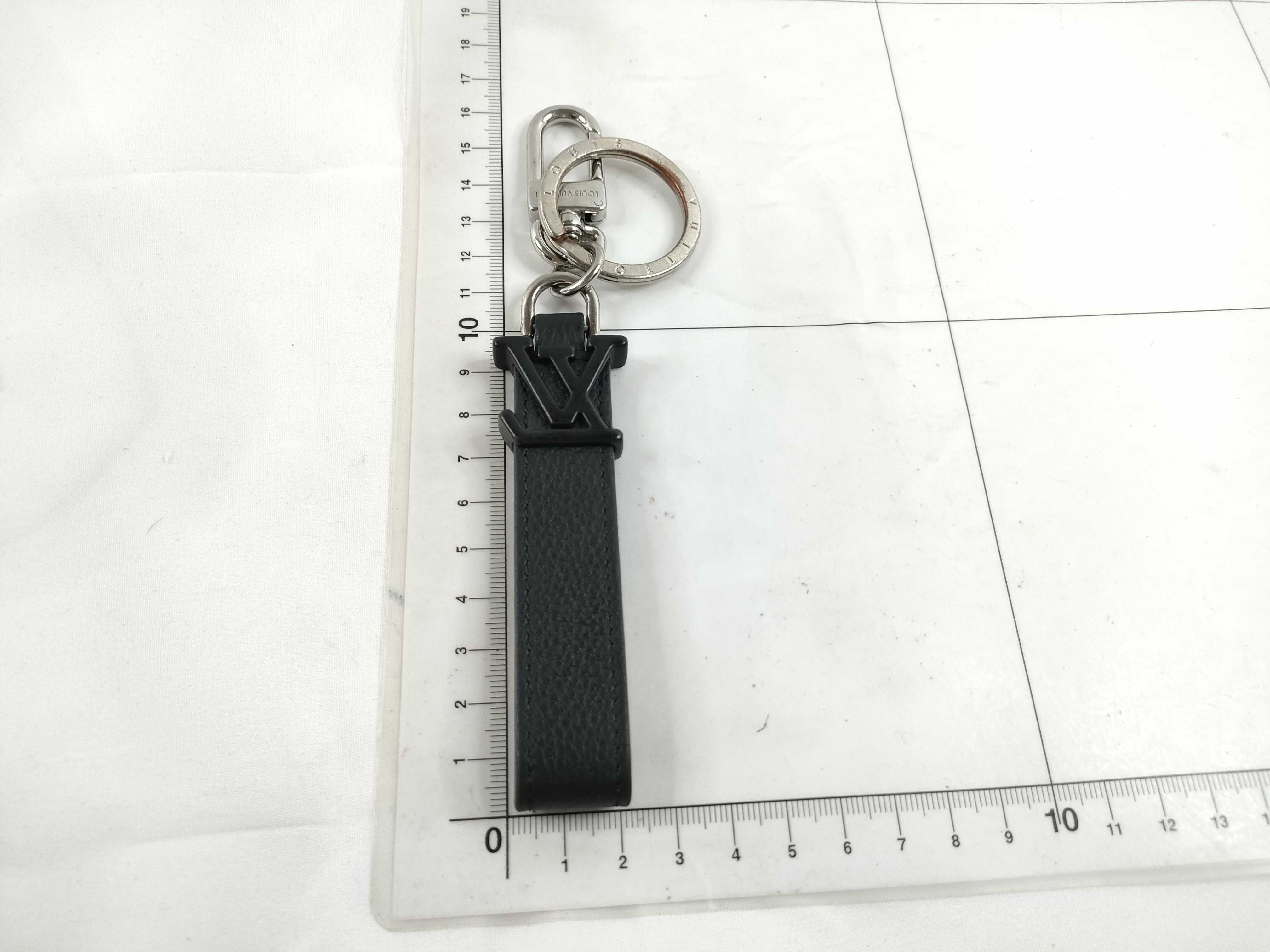 Dragonne Aerogram Key Case/Keychain — view 9