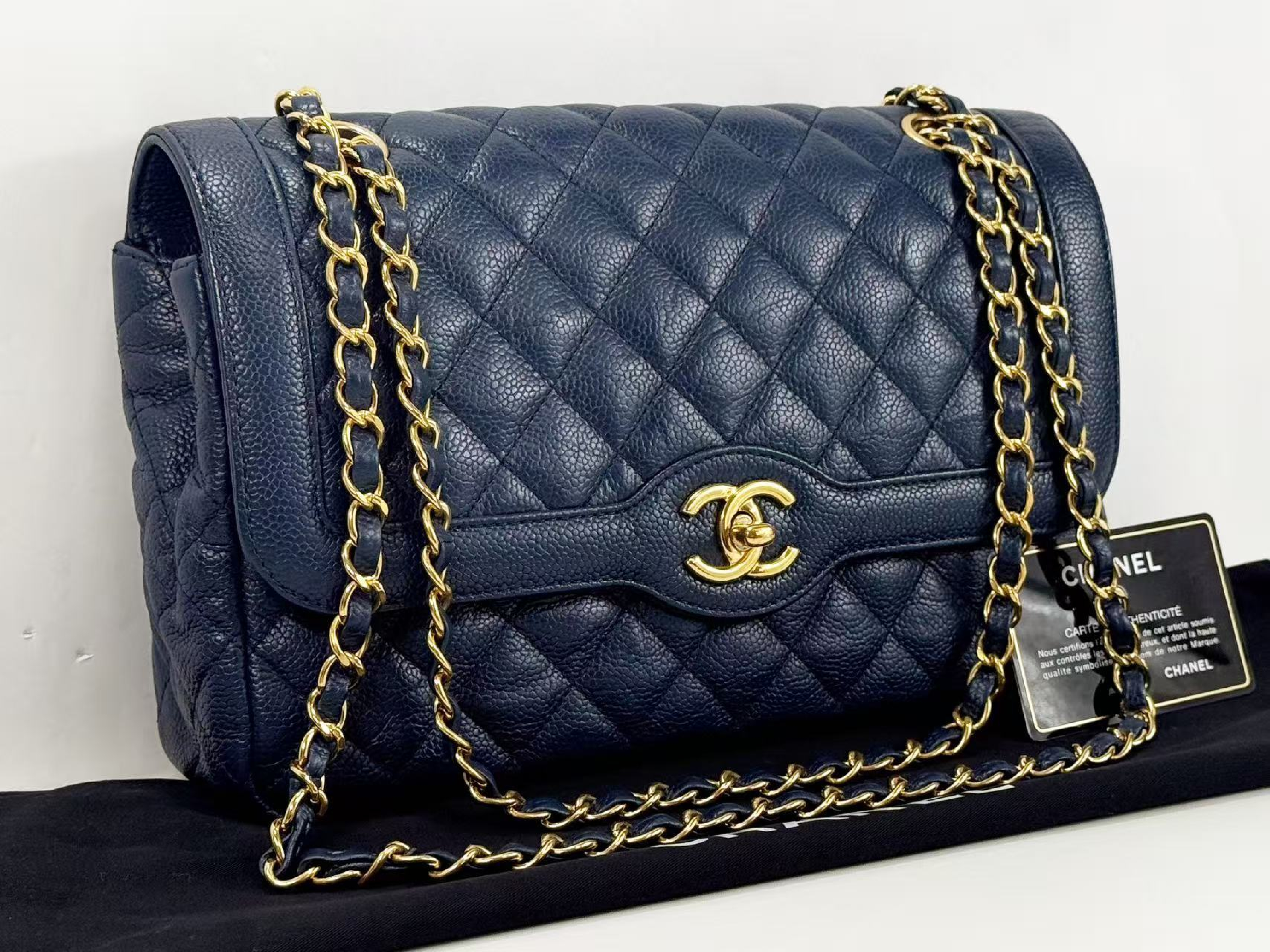 Caviar Skin Matelassé Navy Tanlock Shoulder Bag, W26/H17/D7cm (approx.), serial number in the 21st range, with dust bag, authenticity card, and seal. Gold hardware. Item number 21837786. — view 2