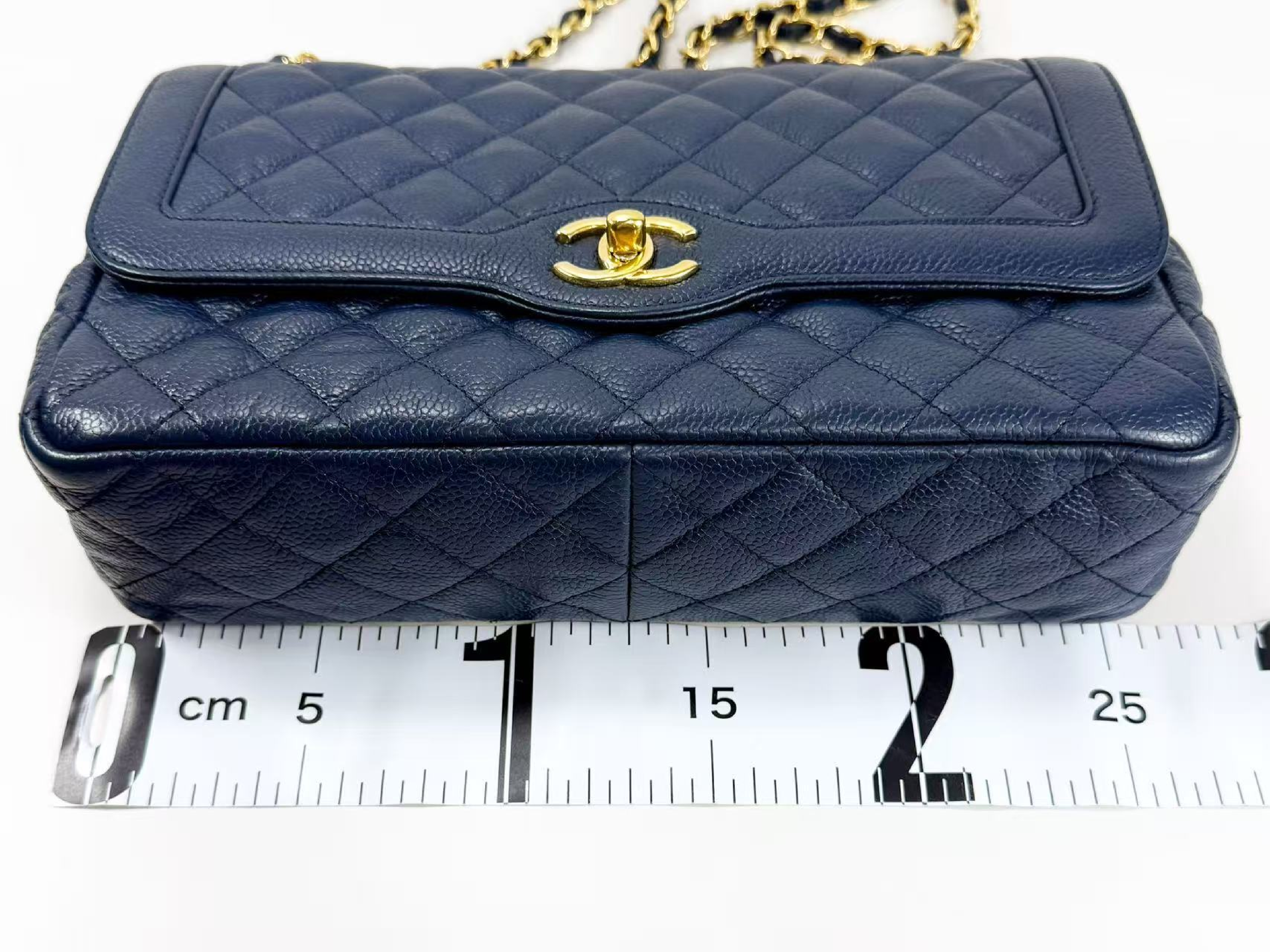 Caviar Skin Matelassé Navy Tanlock Shoulder Bag, W26/H17/D7cm (approx.), serial number in the 21st range, with dust bag, authenticity card, and seal. Gold hardware. Item number 21837786. — view 4