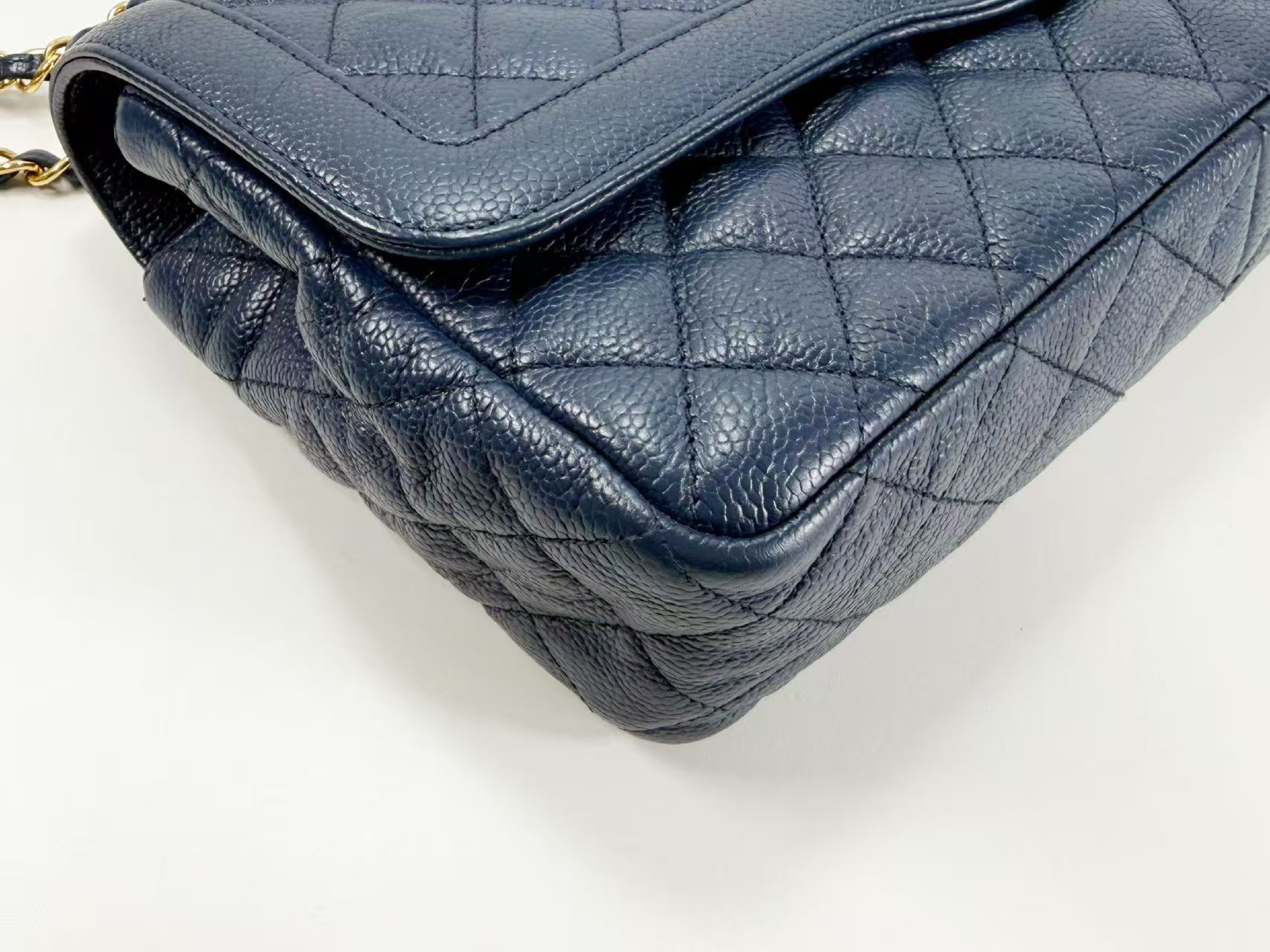 Caviar Skin Matelassé Navy Tanlock Shoulder Bag, W26/H17/D7cm (approx.), serial number in the 21st range, with dust bag, authenticity card, and seal. Gold hardware. Item number 21837786. — view 9