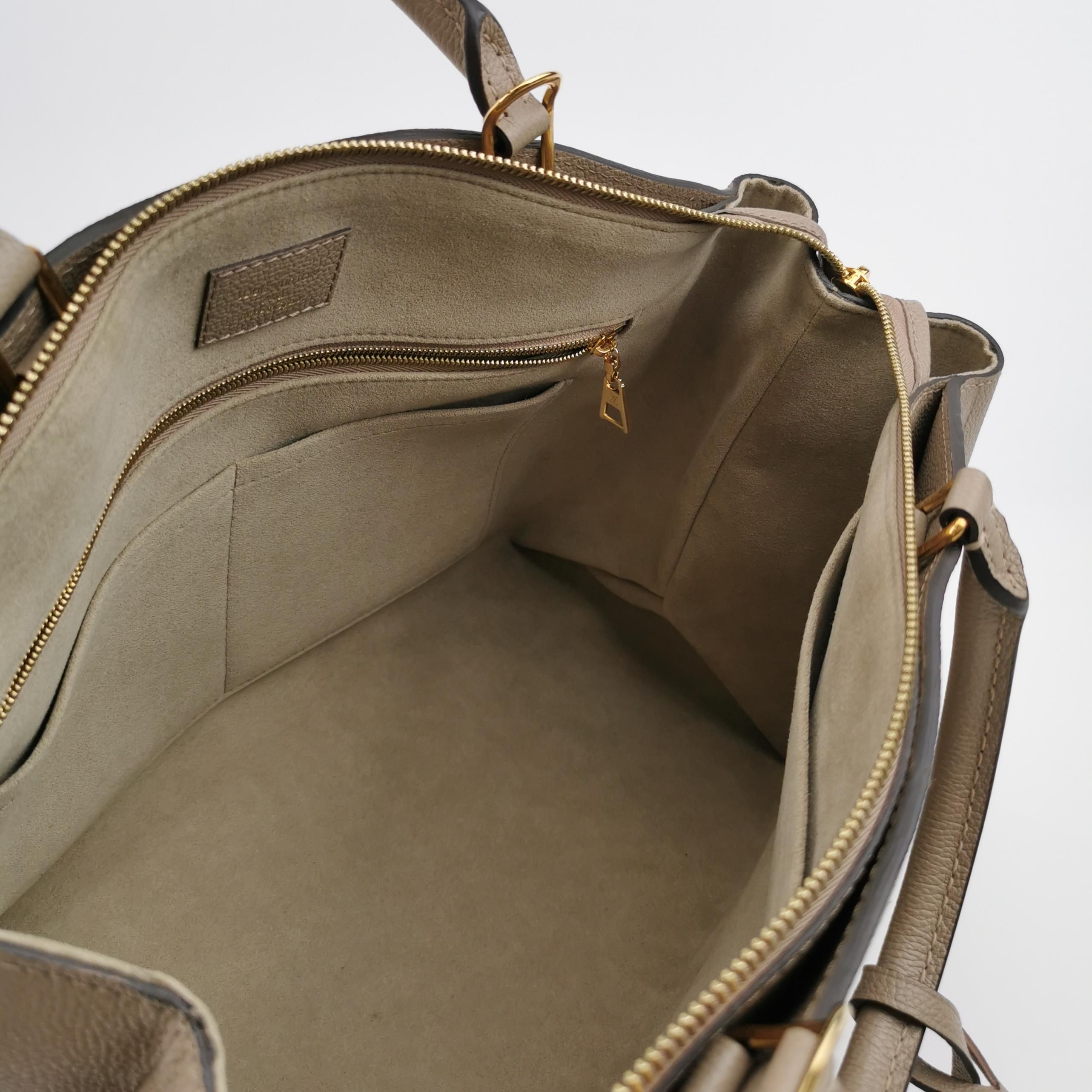 Grand Palais, Empreinte Giant — view 6