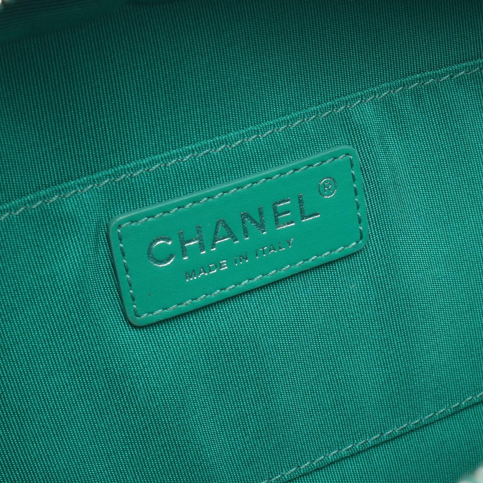 Green Matelasse Half Coco Shoulder Bag Grained Calfskin — view 4