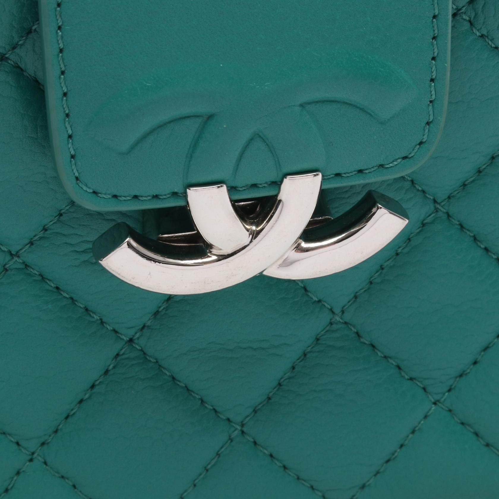 Green Matelasse Half Coco Shoulder Bag Grained Calfskin — view 7