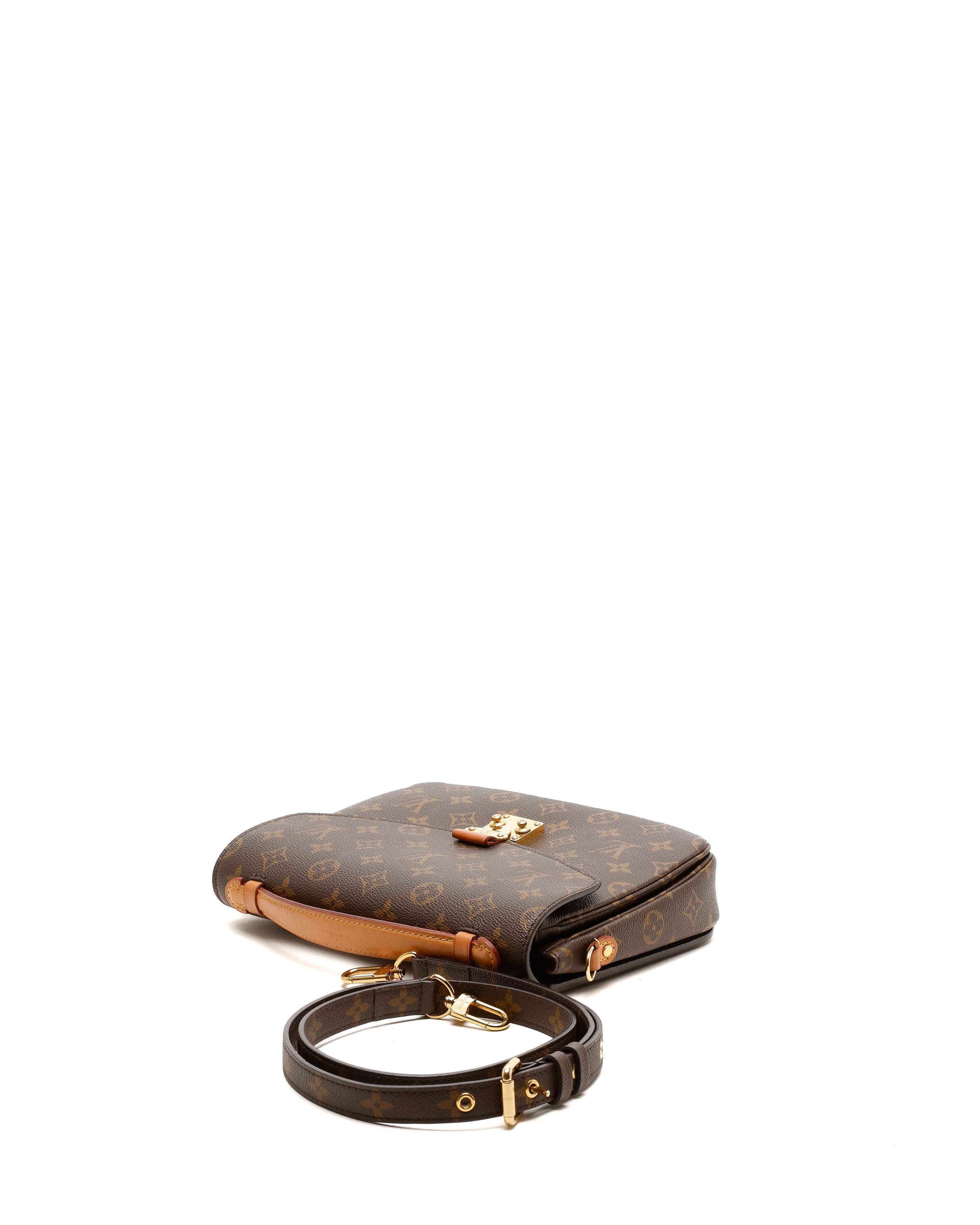 Pochette Metis, Monogram — view 5