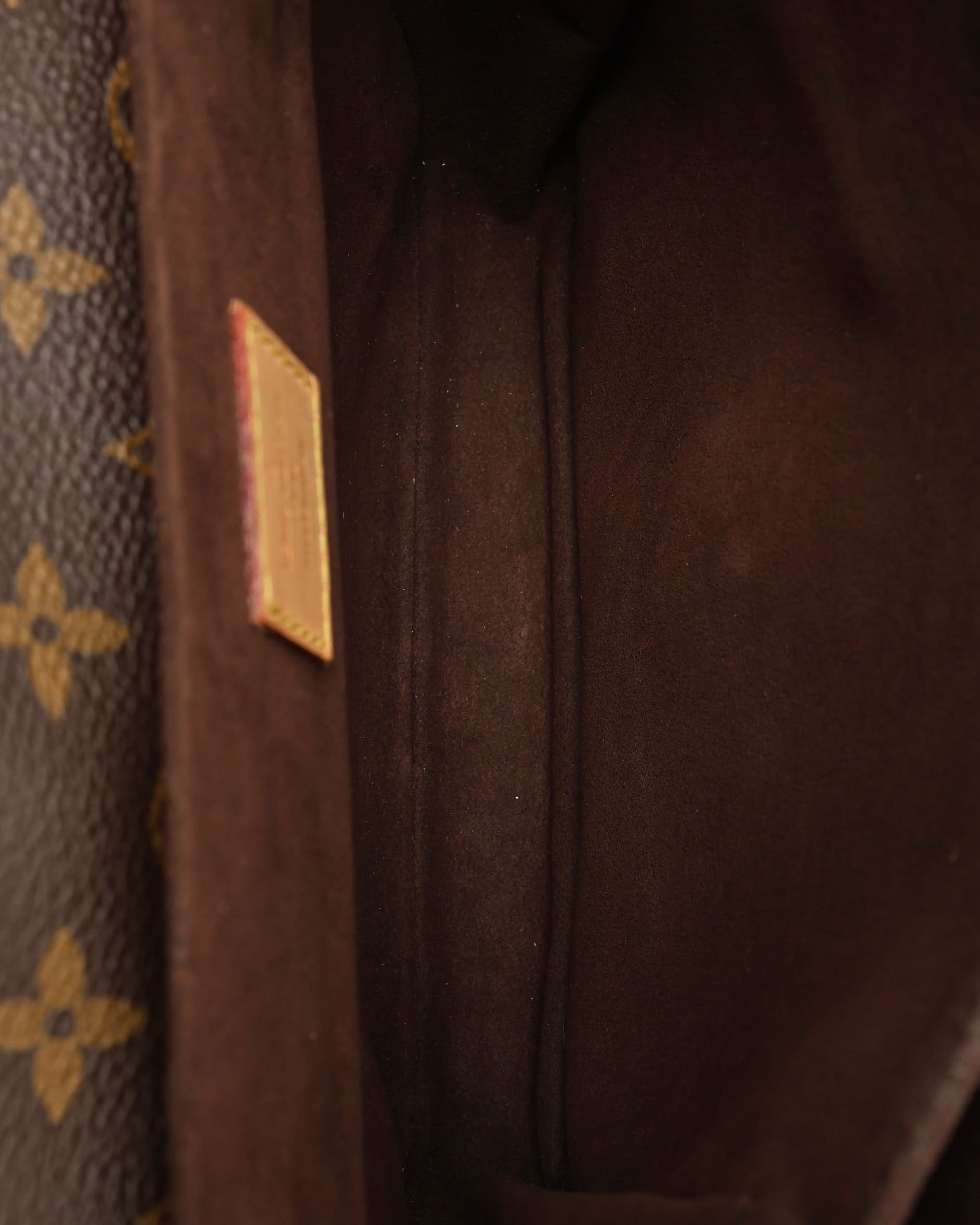 Pochette Metis, Monogram — view 8