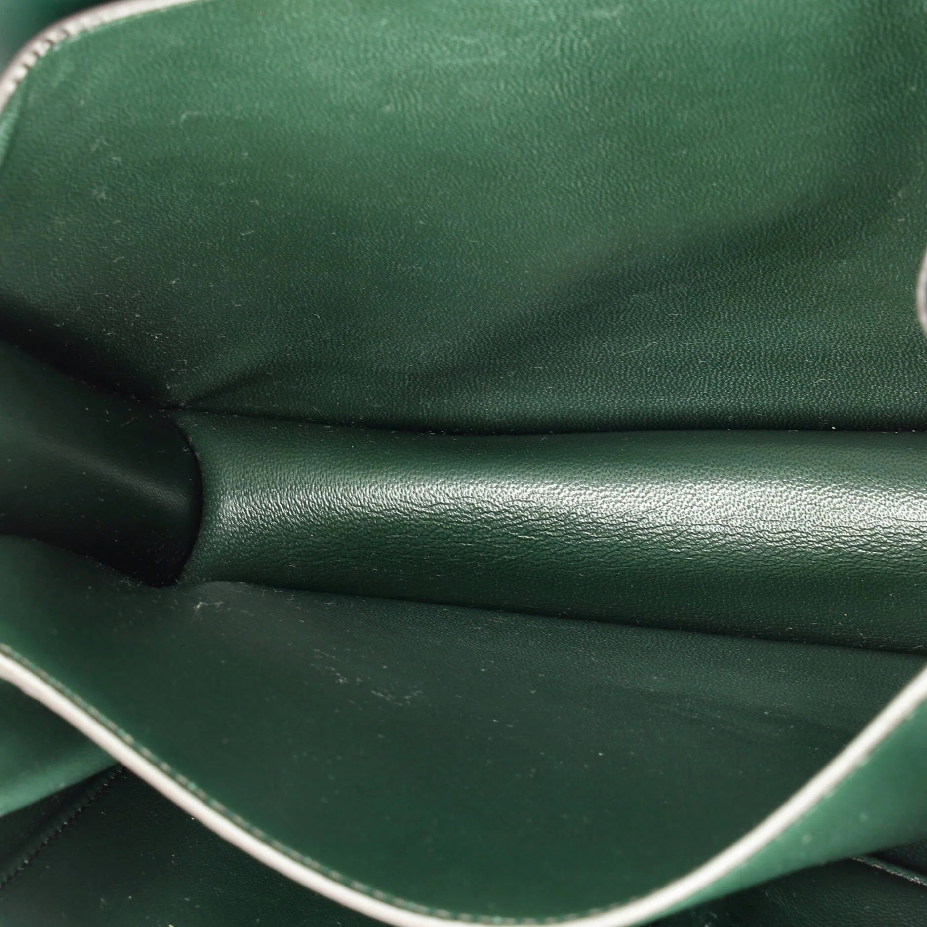 Classic Box Bag Smooth Leather Medium — view 5