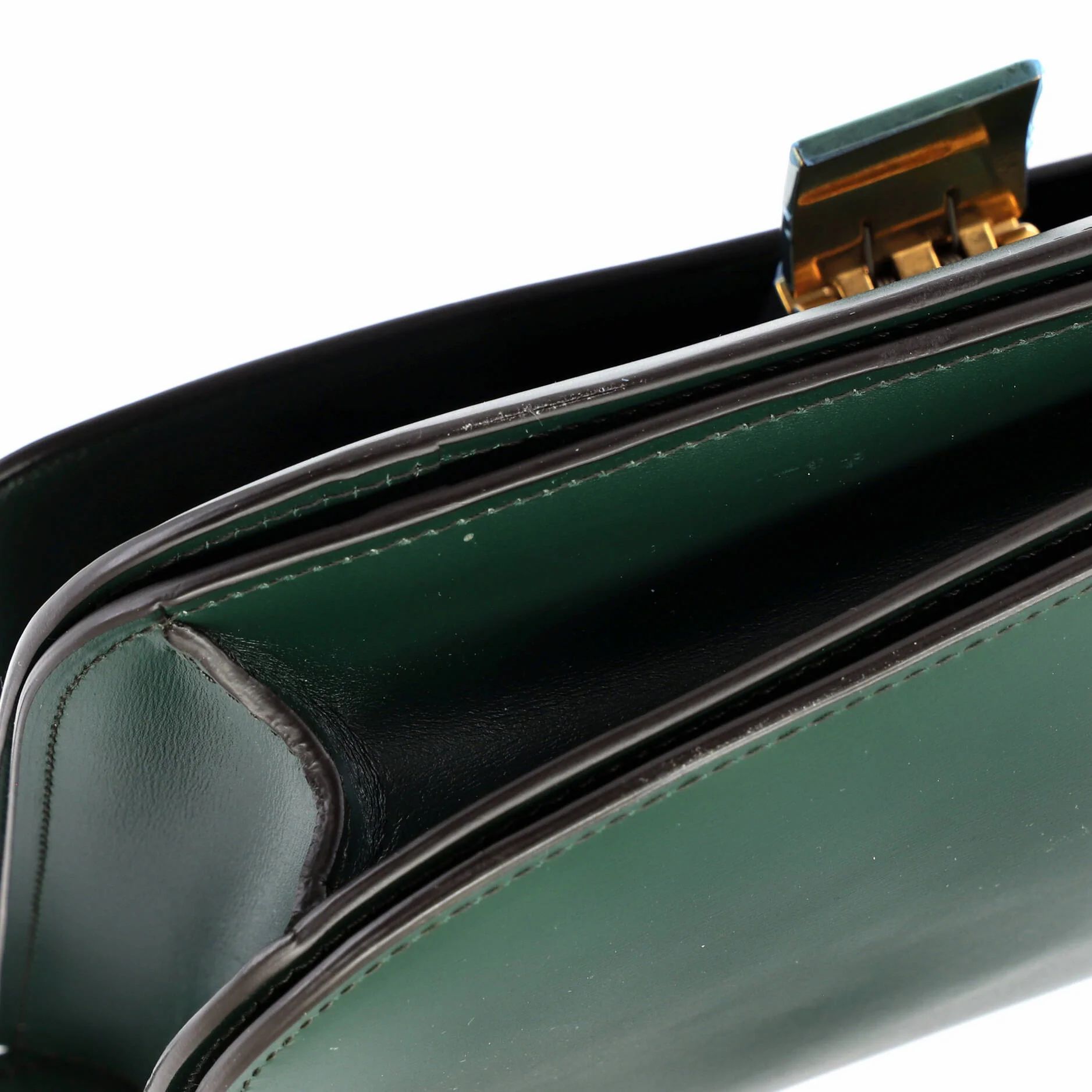 Classic Box Bag Smooth Leather Medium — view 6