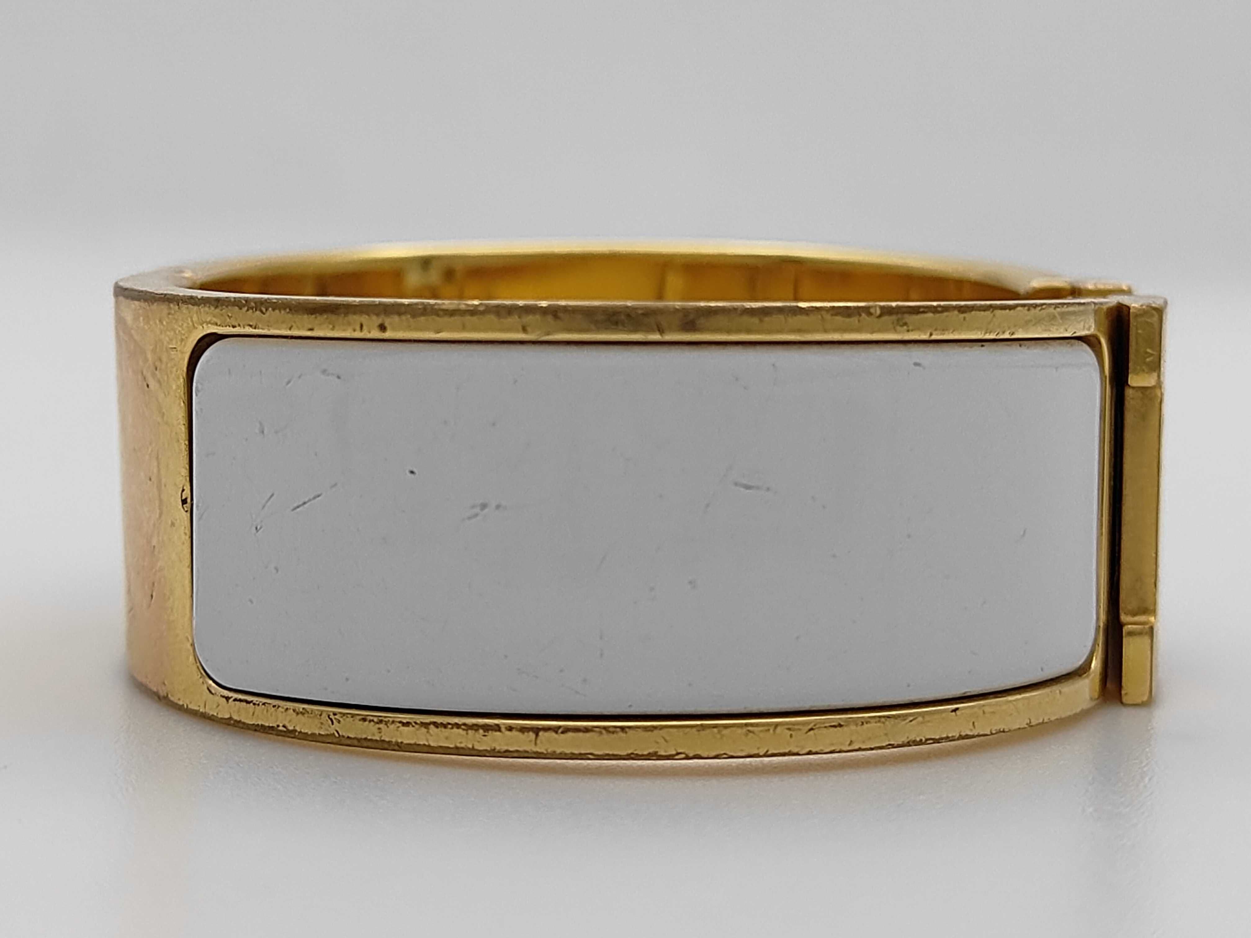 Click H Gold Bracelet/Bangle — view 3
