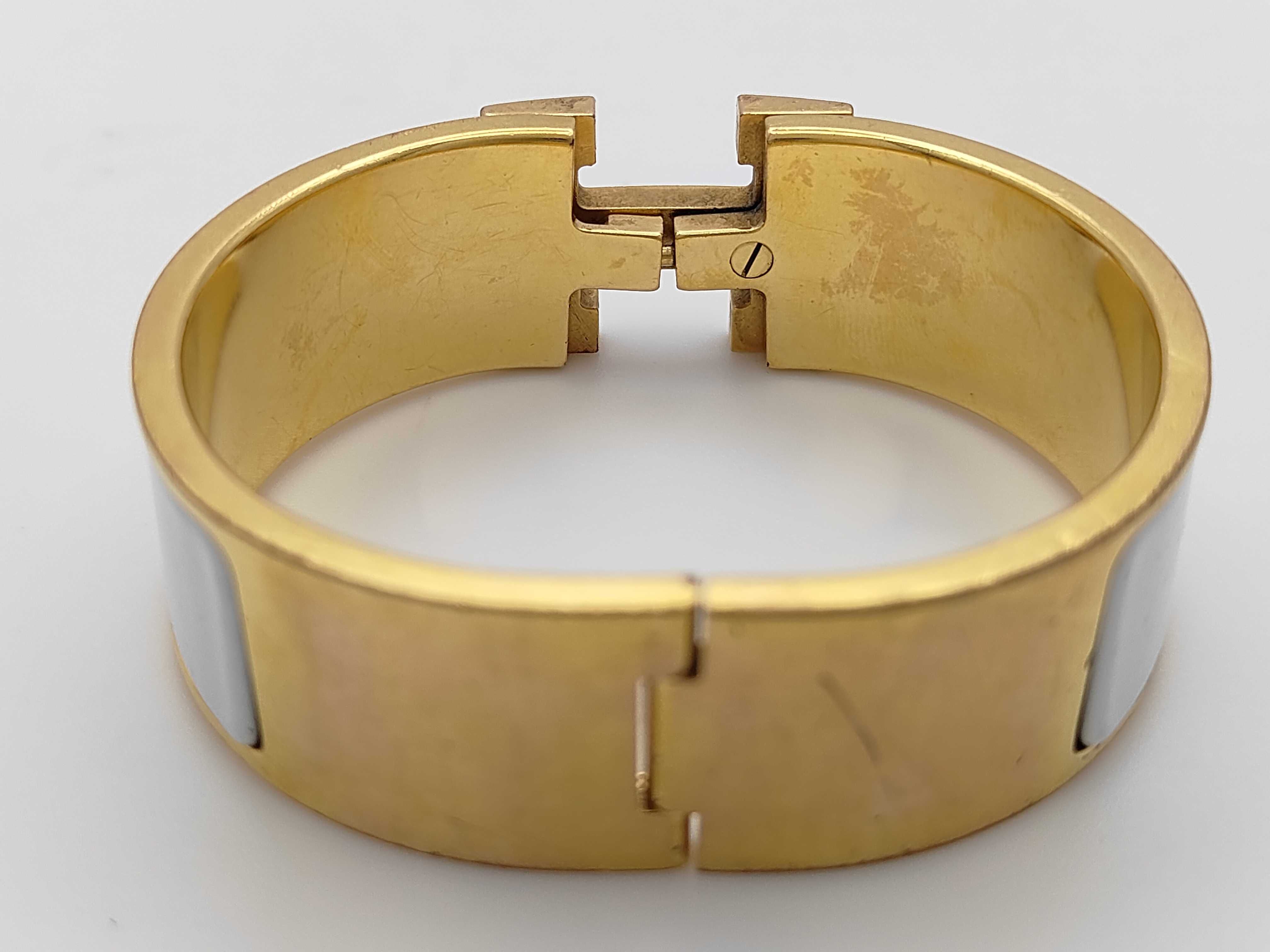 Click H Gold Bracelet/Bangle — view 4