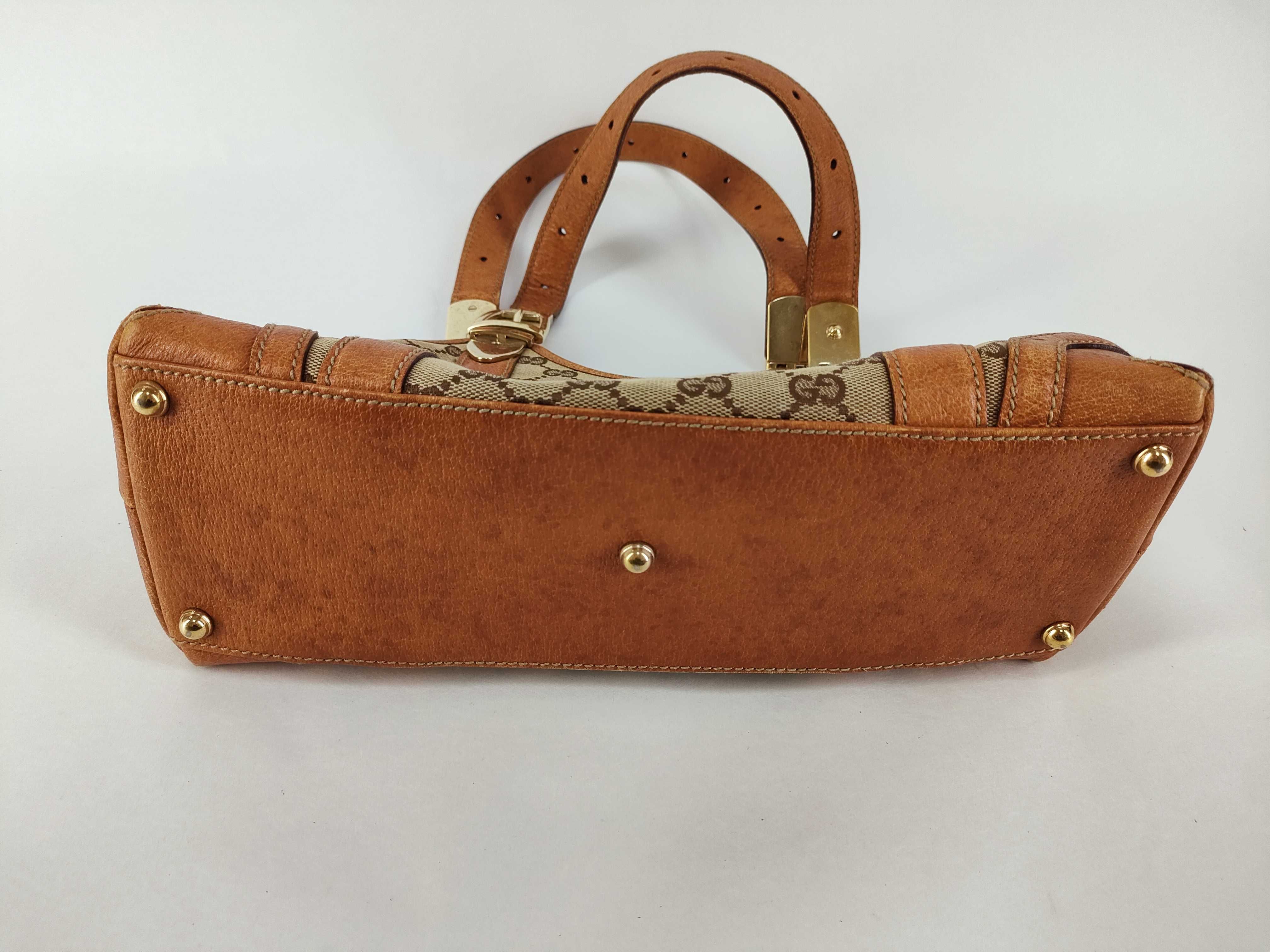 GG Canvas Handbag 145761 — view 7