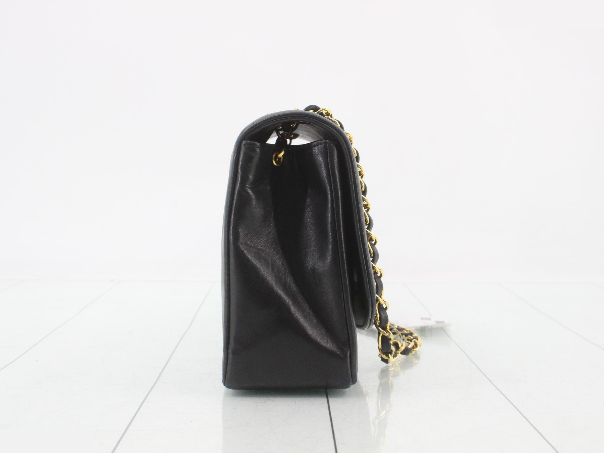 Shoulder bag, Diana, lambskin, unit #1 — view 4